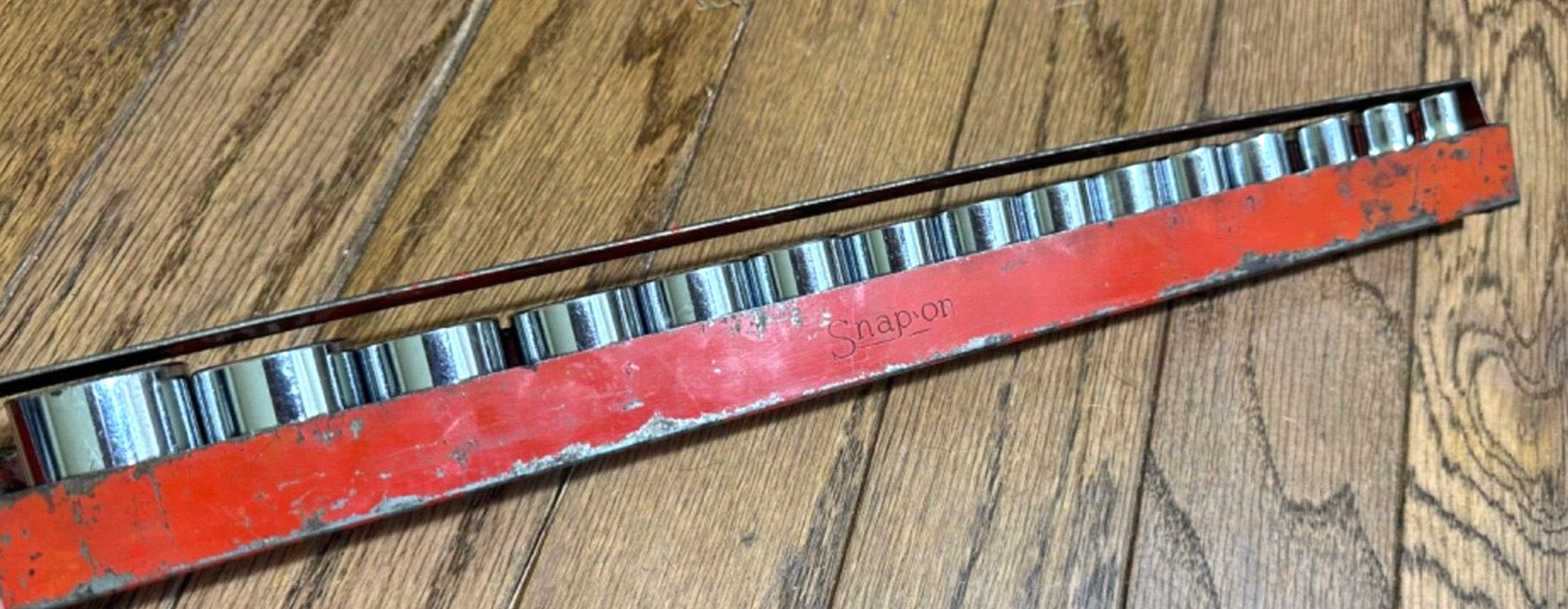 Snap On Tools USA 1/2″ Shallow SAE 3/8″- 1-1/8″ Socket Set Lot 12-PT Red Tray