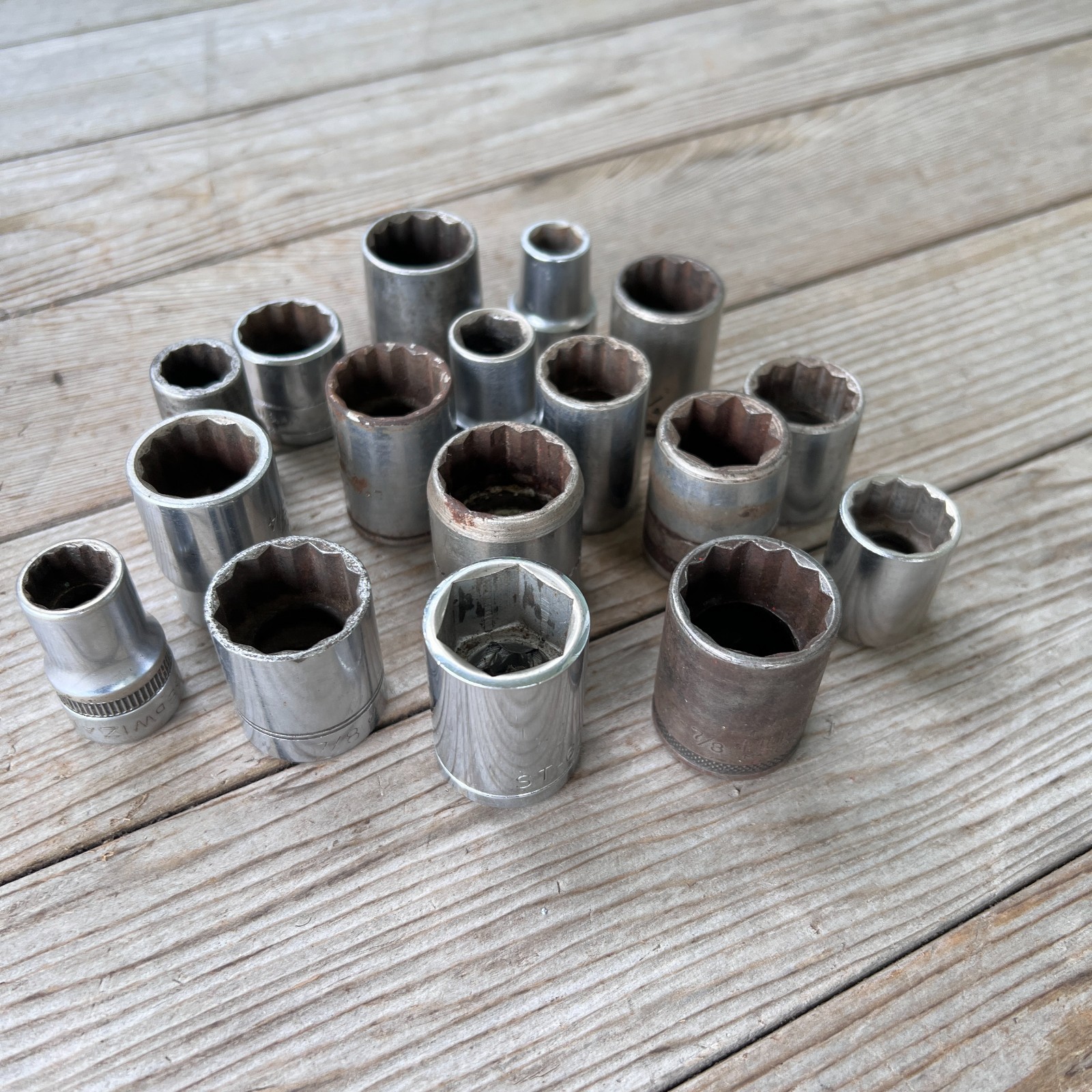 vintage sockets nice lot of 17 various brands USA made # 1816 Walden Worchester