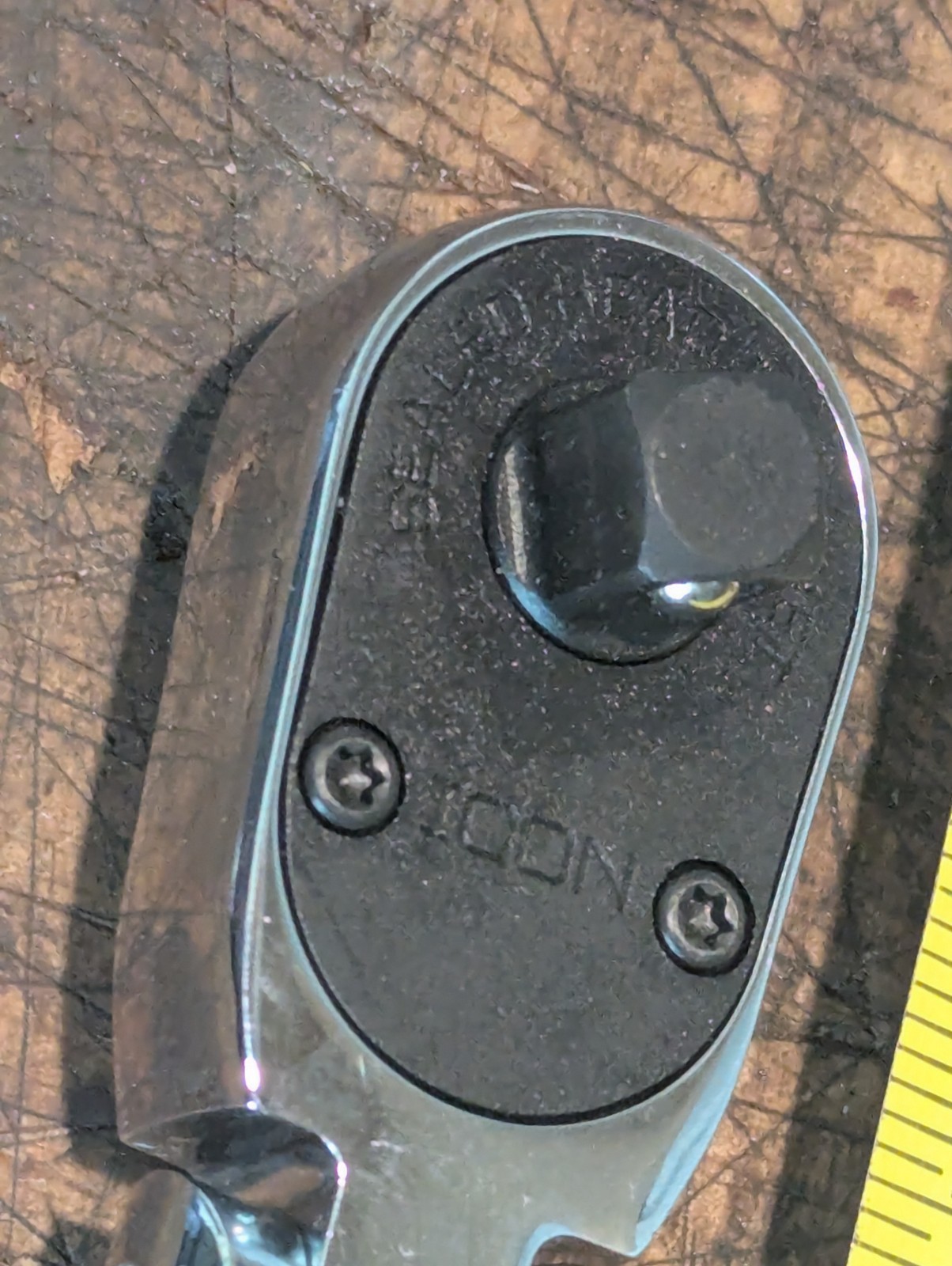 ICON 3/8 Swivel Head Ratchet R2LKG