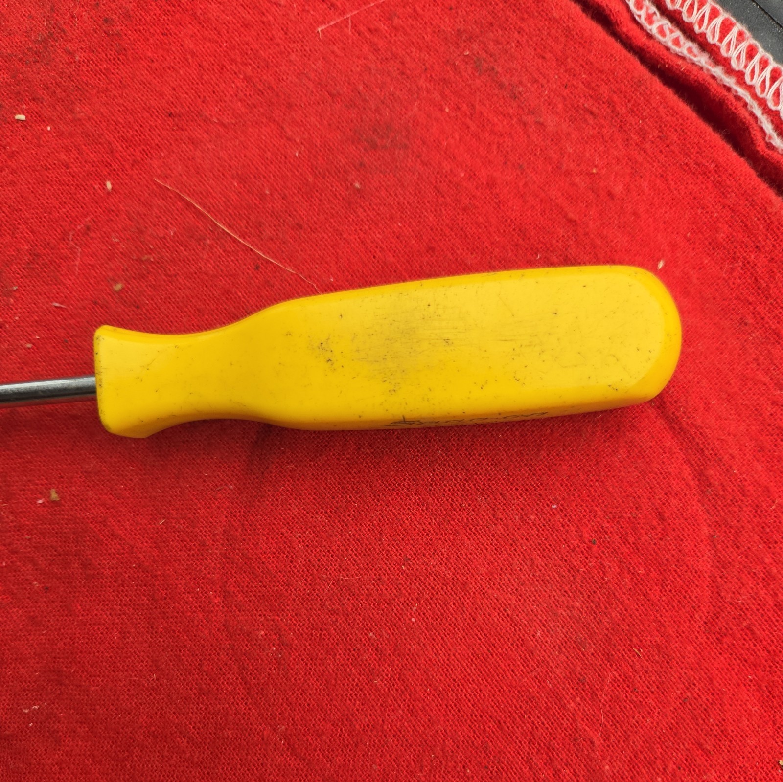 Vintage Snap On Torx T15 Long Screwdriver SSTX1015 Yellow Handle USA Hand Tool