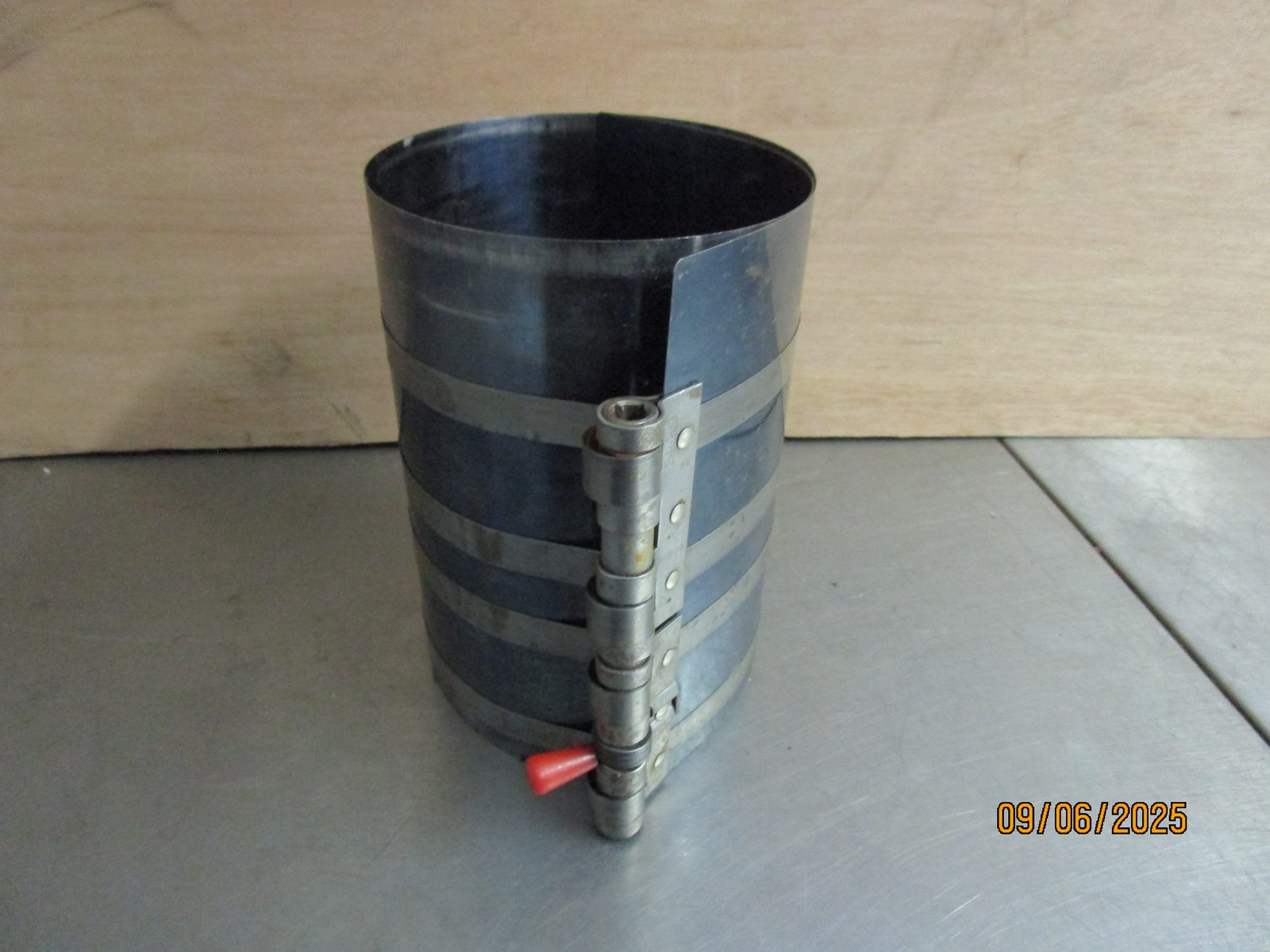 Blue Point RC-150A Adjustable Ring Compressor