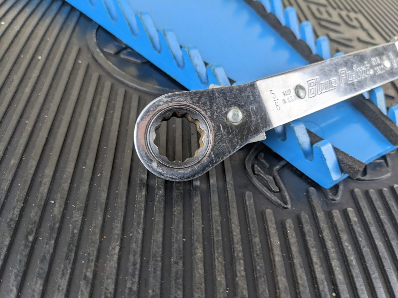 #al495 BLUE POINT RYA2022 5/8″ x 11/16″ 12 POINT OFFSET RATCHETING BOX WRENCH