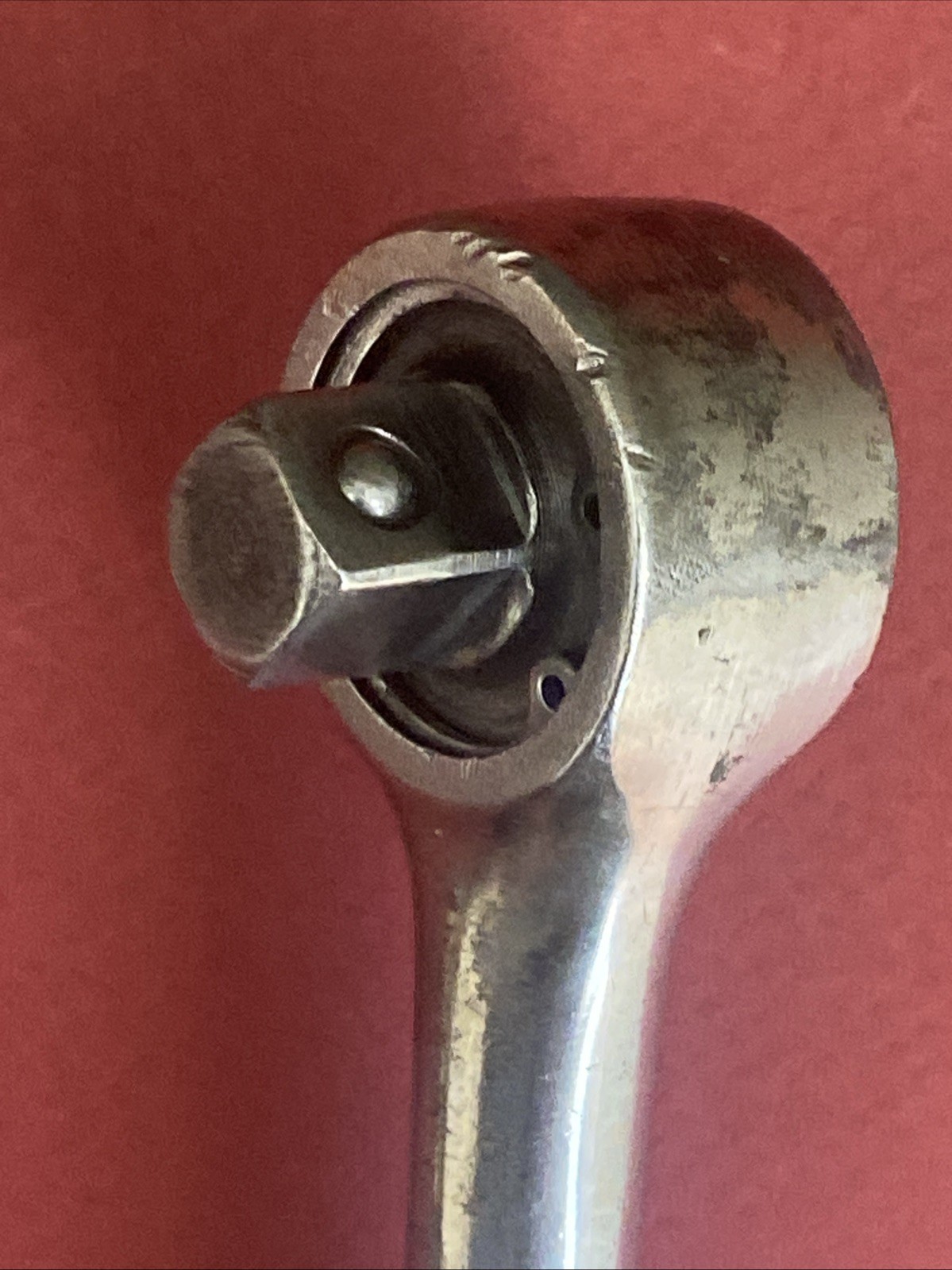 Vintage Mac Tools V8R USA Round Head Ratchet Fine-tooth 1/2” Drive Mechanic Tool