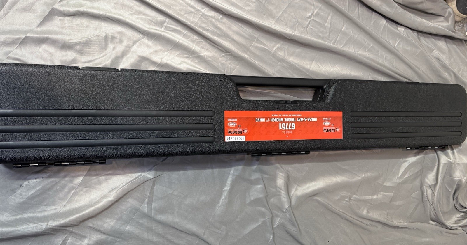 AME International 67751 Break A Way Torque Wrench 1″ Drive 150-600 Ft/lbs