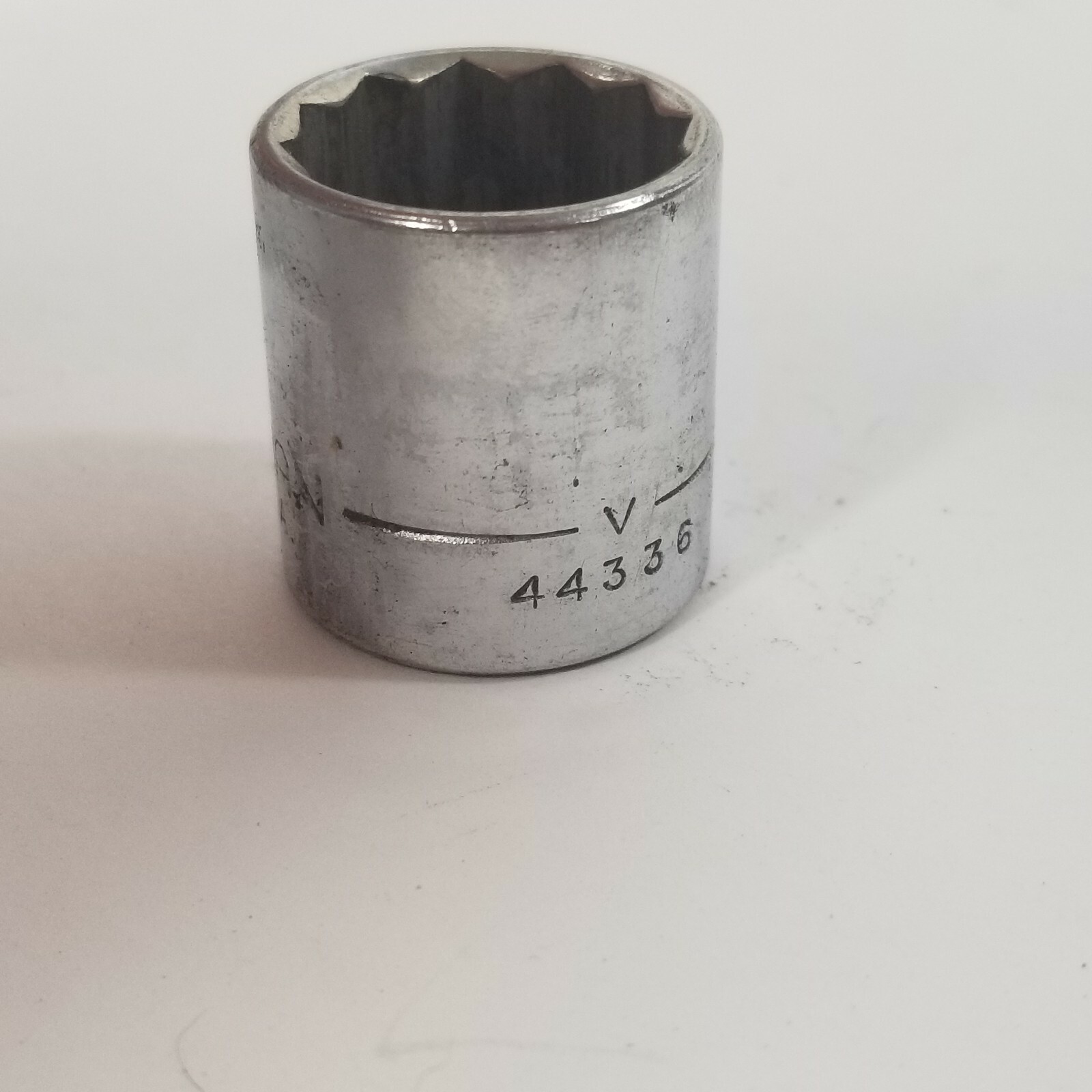 VINTAGE «CRAFTSMAN USA -V- 44336″ SOCKET ~ 3/8″ DRIVE ~ 11/16» ~ 12 POINT