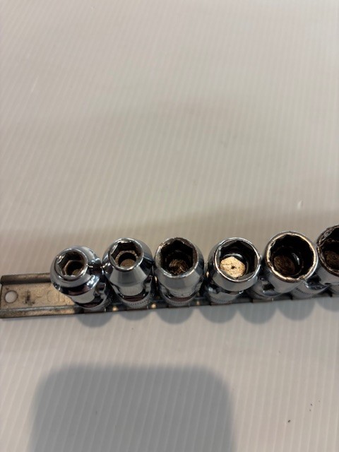 Snap On Tools 3/8” Drive 6 Point and 12 point 11pc Swivel Socket Set