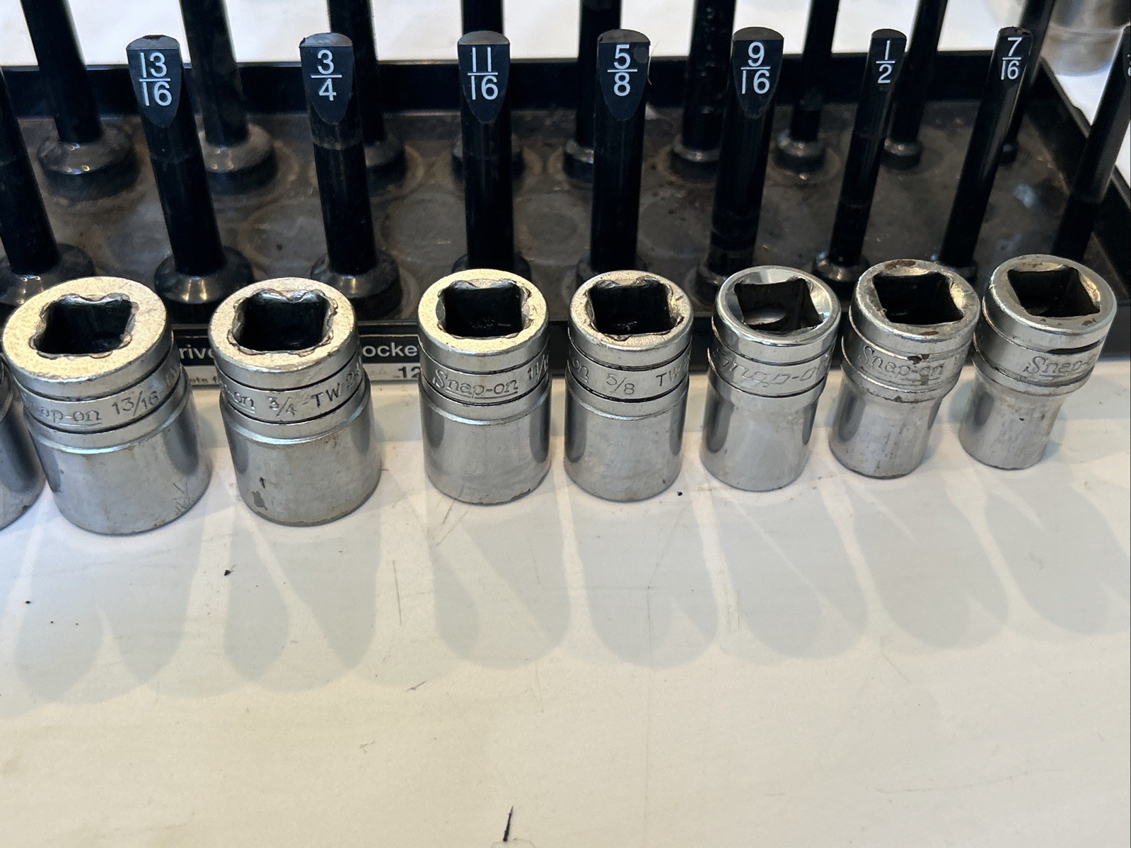 Snap-On 313TWYA 12pc SAE 1/2″ Drive Shallow 6pt Socket Set 1-1/8″ – 7/16″