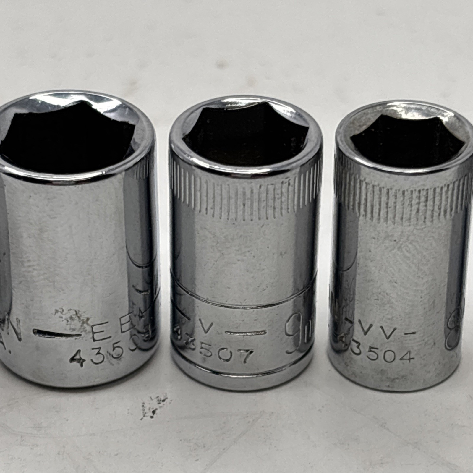 Craftsman 1/4″ Dr 11 PC 6 Pt Point Metric Std Chrome Socket Set 4mm – 14mm