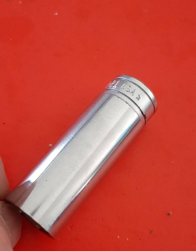 Snap-on Tools USA 3/8″ Drive 6pt Point 11/16″ Deep Chrome Socket SFS221 327