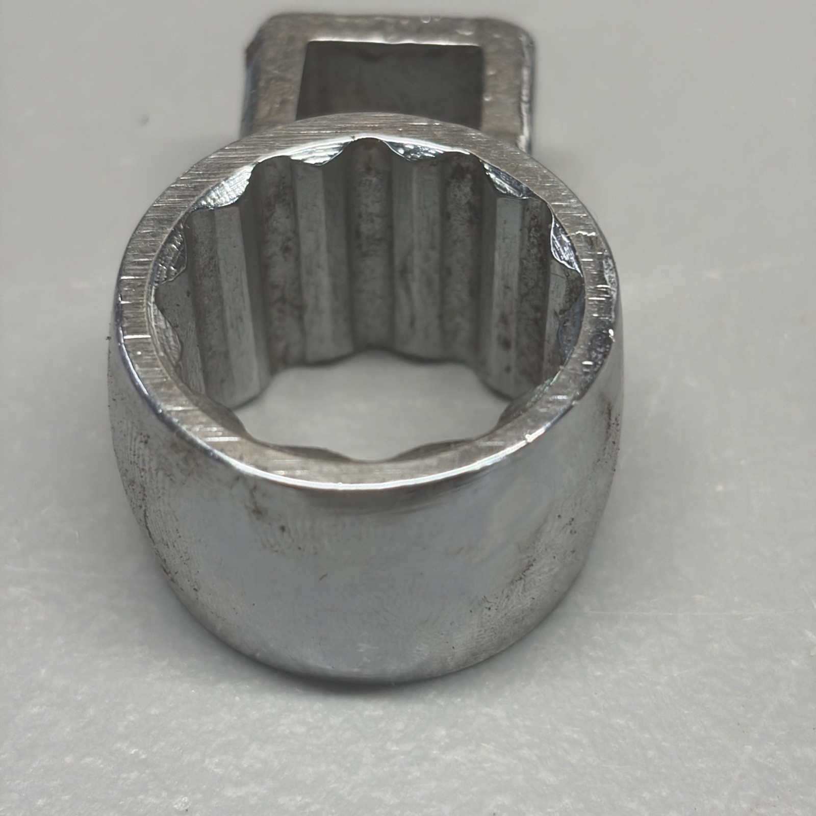 Snap-On 1/2″ drive SAE 7/8″ 12 point sensor socket Oxygen sensor socket S6150