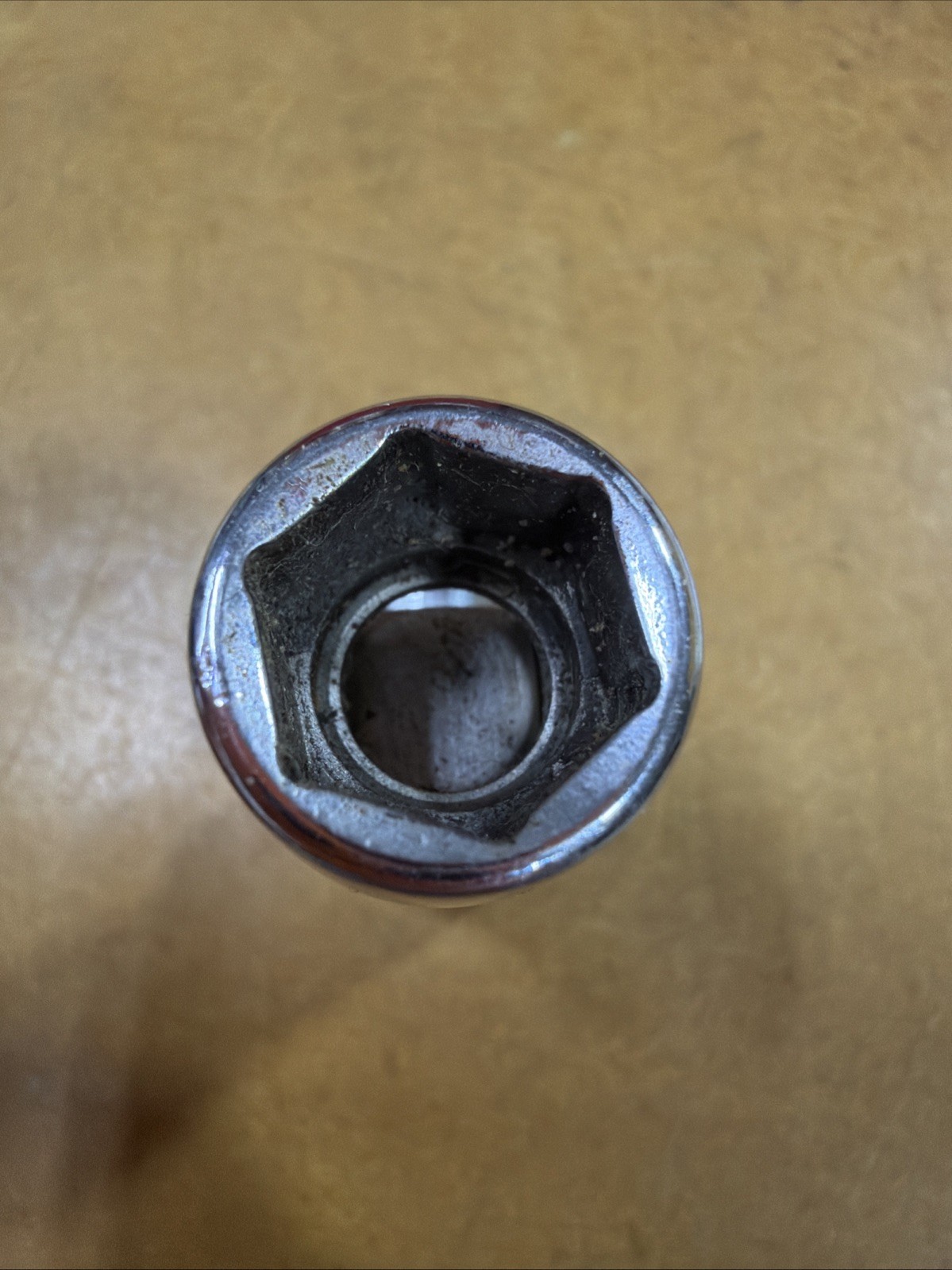 Snap-on Tools FSUM12 3/8-drive 6-point 12mm Shallow Universal Socket