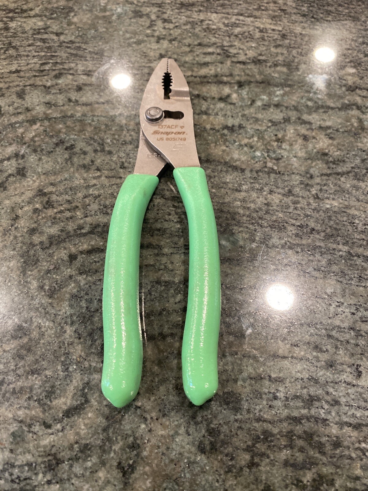 Snap On 137acfg 8″ heavy duty talon grip combination slip joint pliers new