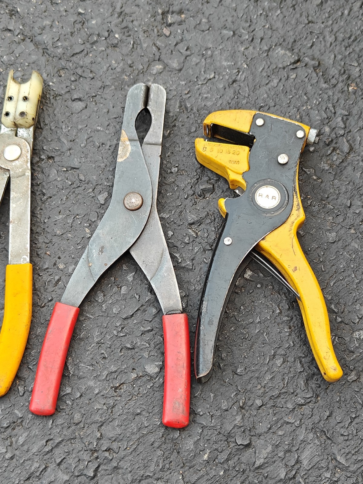 Various Automotive Tools Specialty Pliers Lot