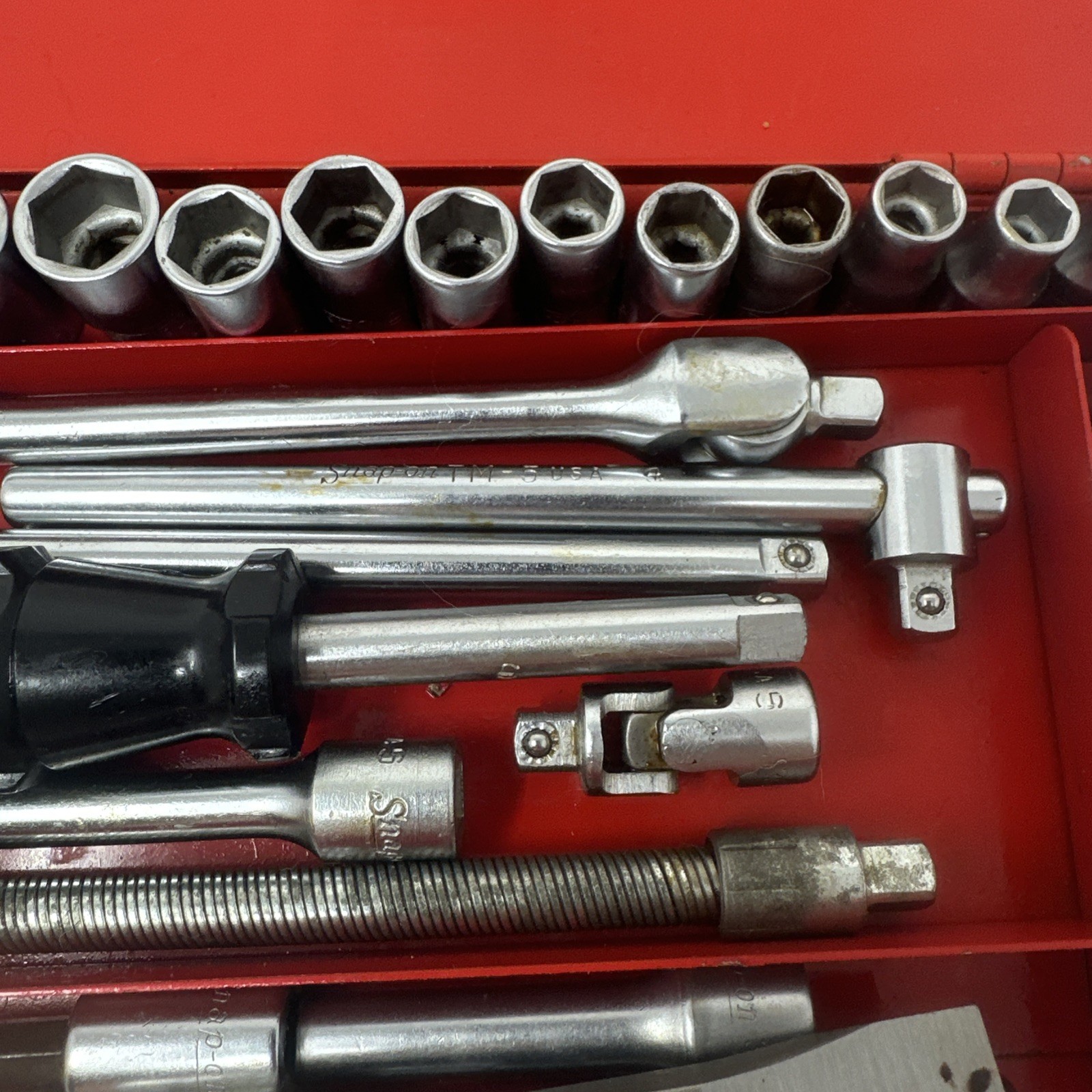 VTG Snap-On 42 Piece Socket Wrenches With Metal Case Dated 1955 Pre-Owned