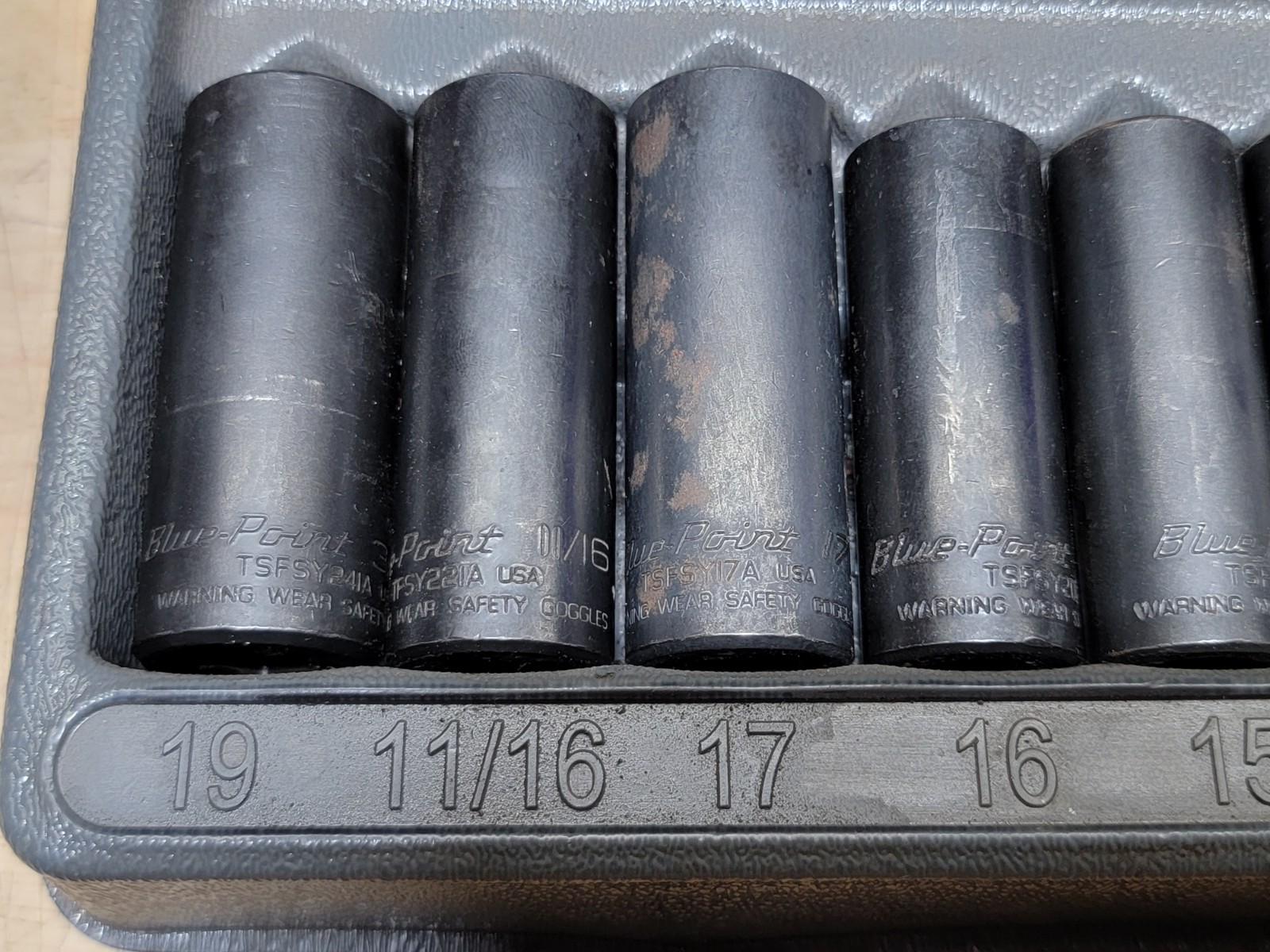 Blue-Point 3/8″ Drive DEEP Metric & SAE TWIST Impact Socket Set 213TSFSYA