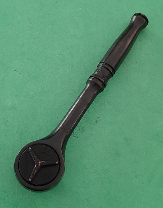 Snap-on Tools USA GTM739 1/4″ DRIVE Round Head Black Industrial Finish Ratchet