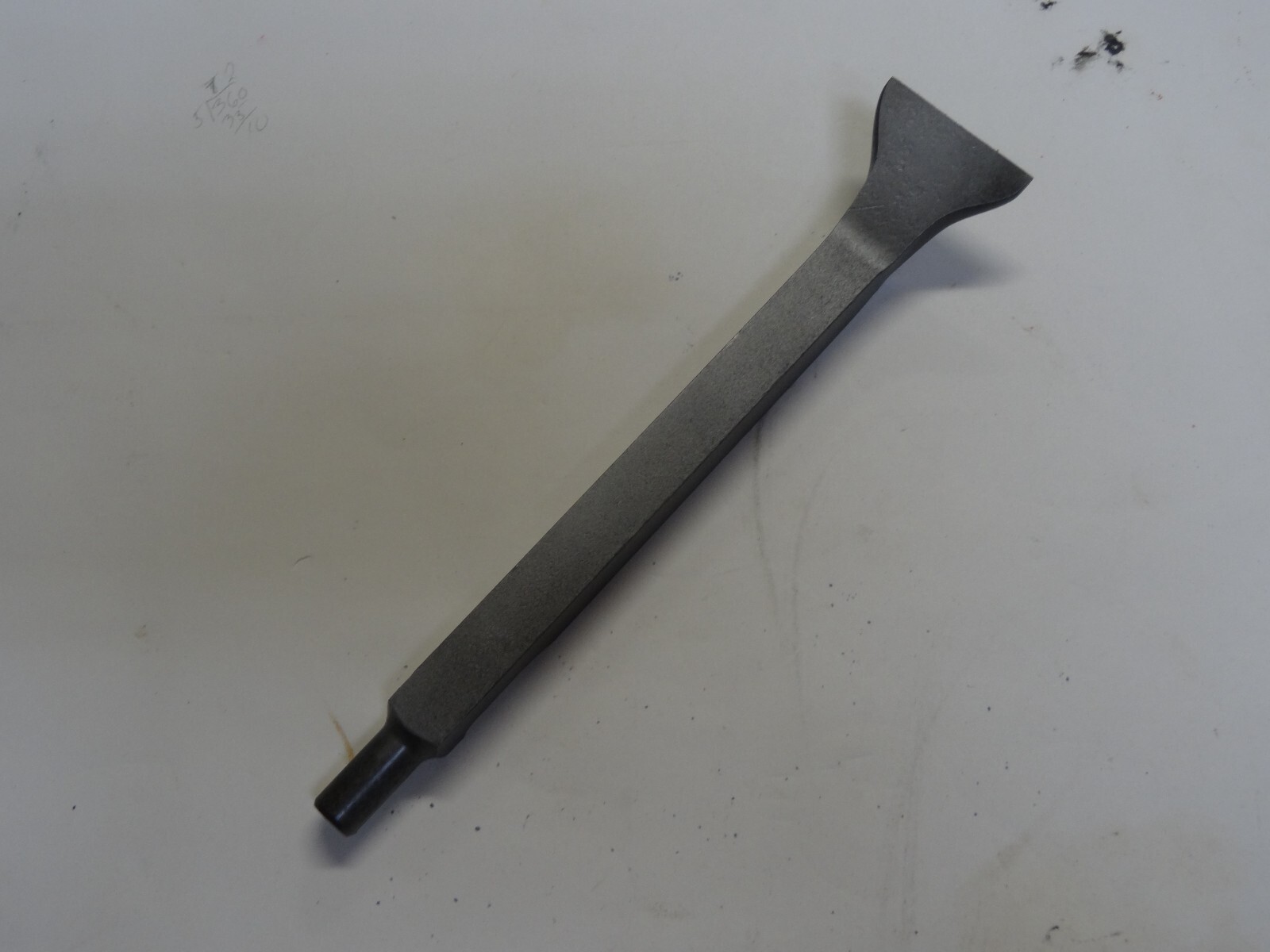 Chicago Pneumatic square shank impact chisel
