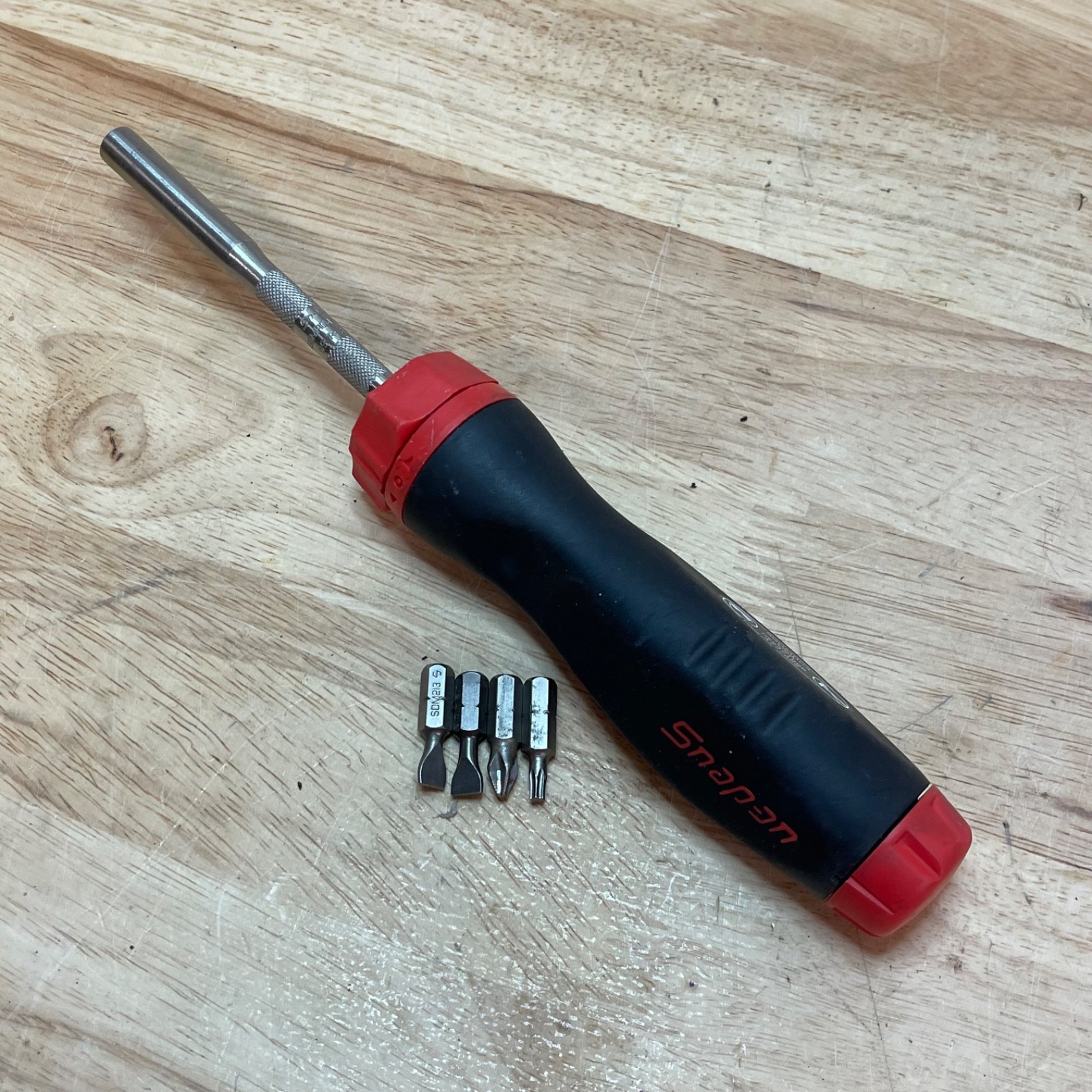 Snap On Tool SGDMRC4 Soft Grip Ratcheting Screwdriver Red & Black USA