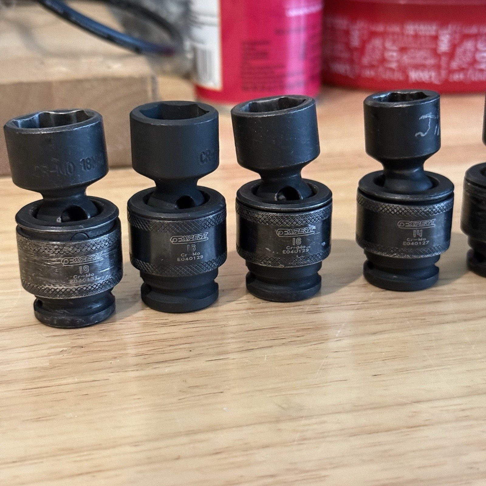 3/8 Drive Expert By Mac Tools Swivel metric Impact (10,11,12,13,14,16 And 18)