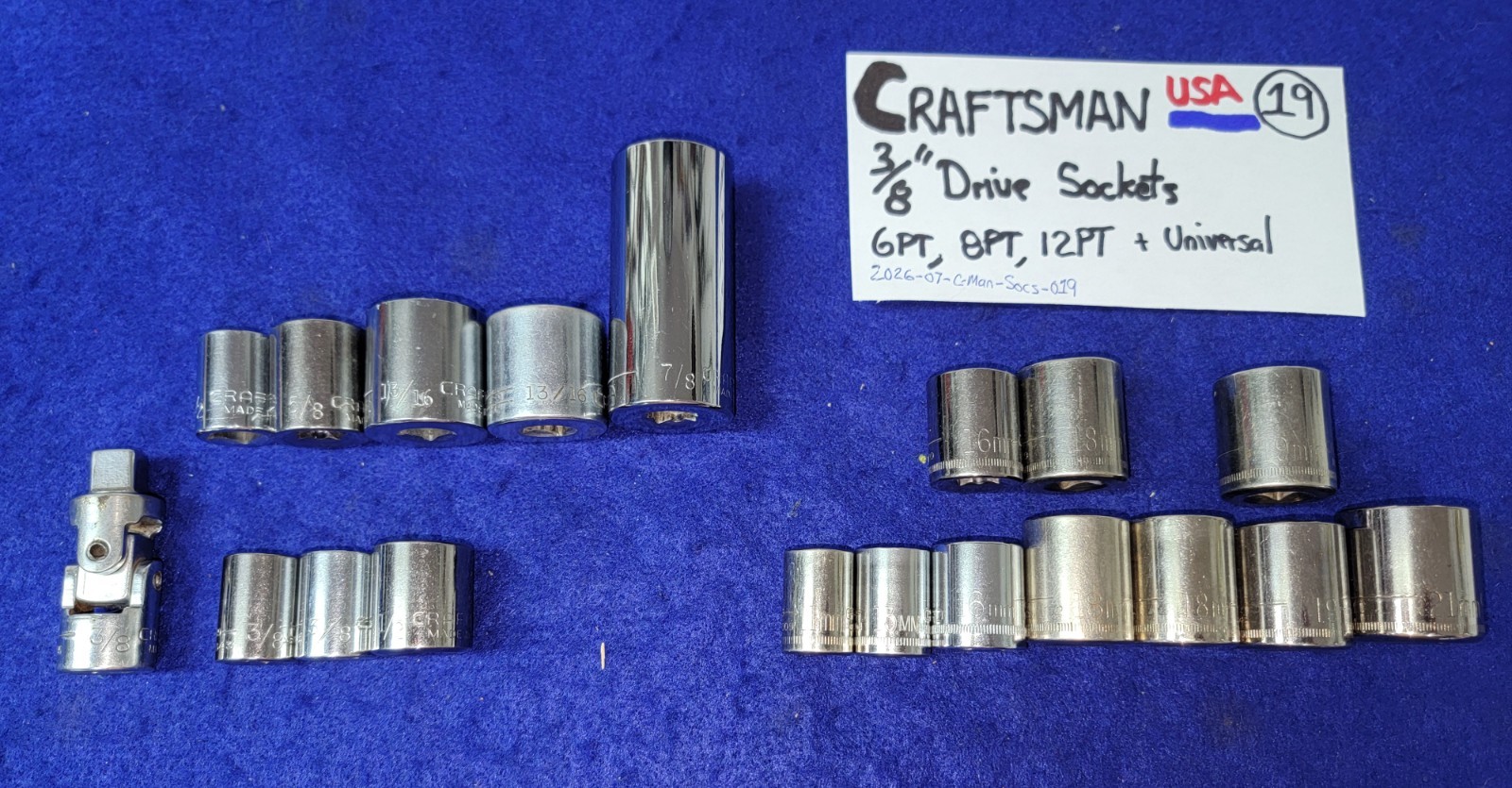 CRAFTSMAN 3/8″ Drive 6PT, 8PT and 12PT METRIC & SAE Sockets (19-pieces) USA