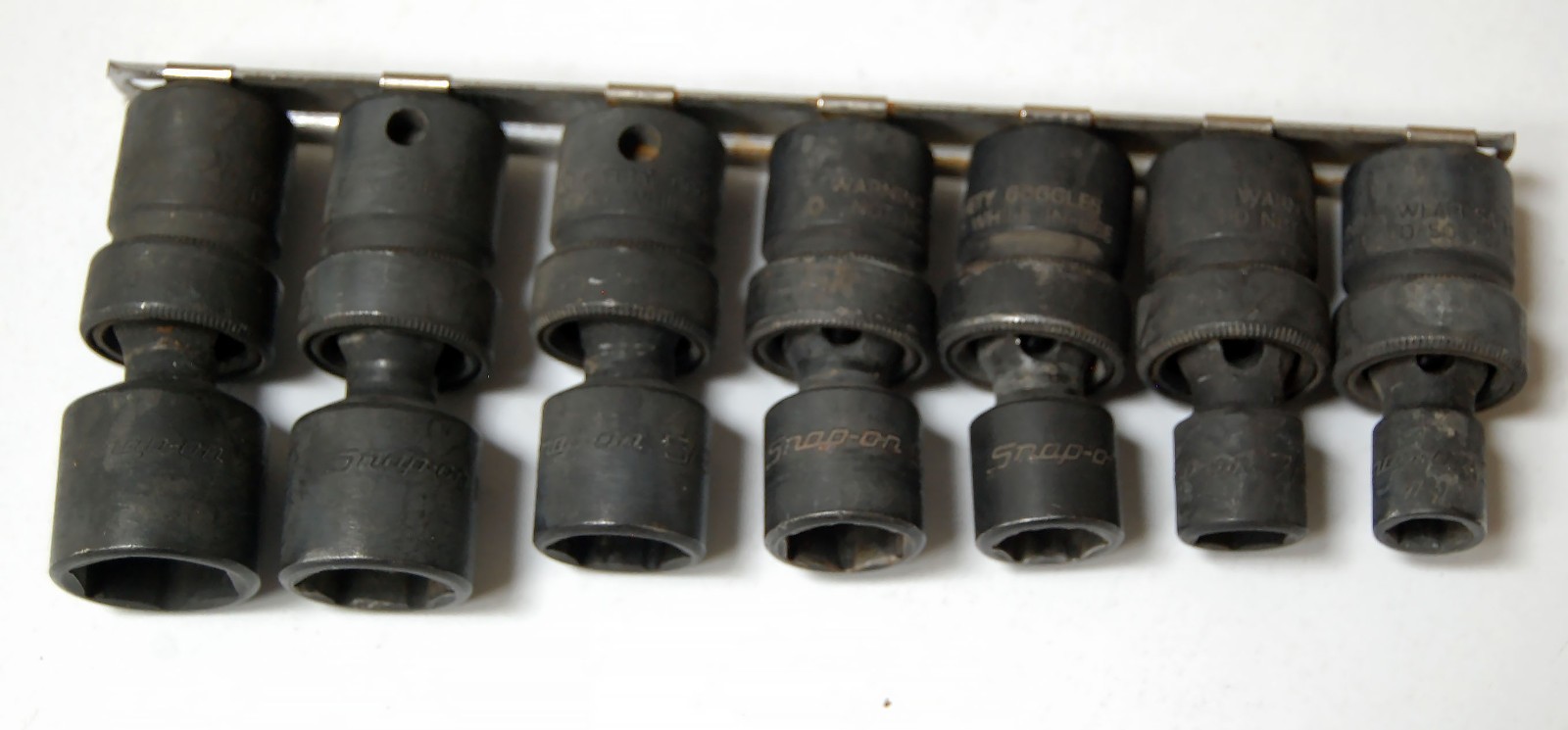 Snap-on 7 Piece Universal Swivel Impact Socket Set 3/8″ Drive 3/8″ to 3/4″