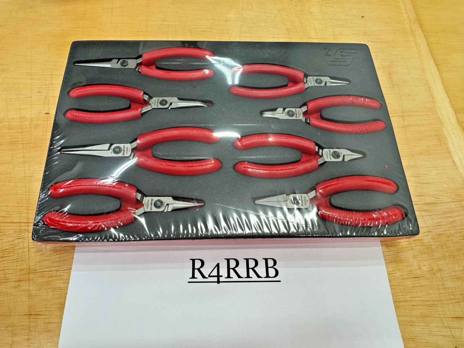 Snap-on Tools RED SOFT GRIP MIX Nose 8 PIECE Precision Pliers FOAM Set PLP800A