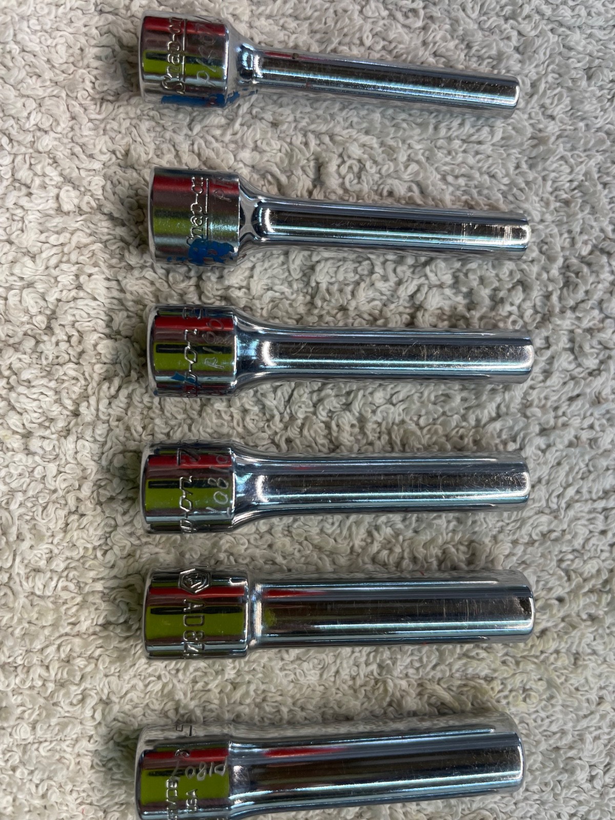 1/4″ Deep Sockets 7 Snap -On and 5 MAC. Total 12 pieces