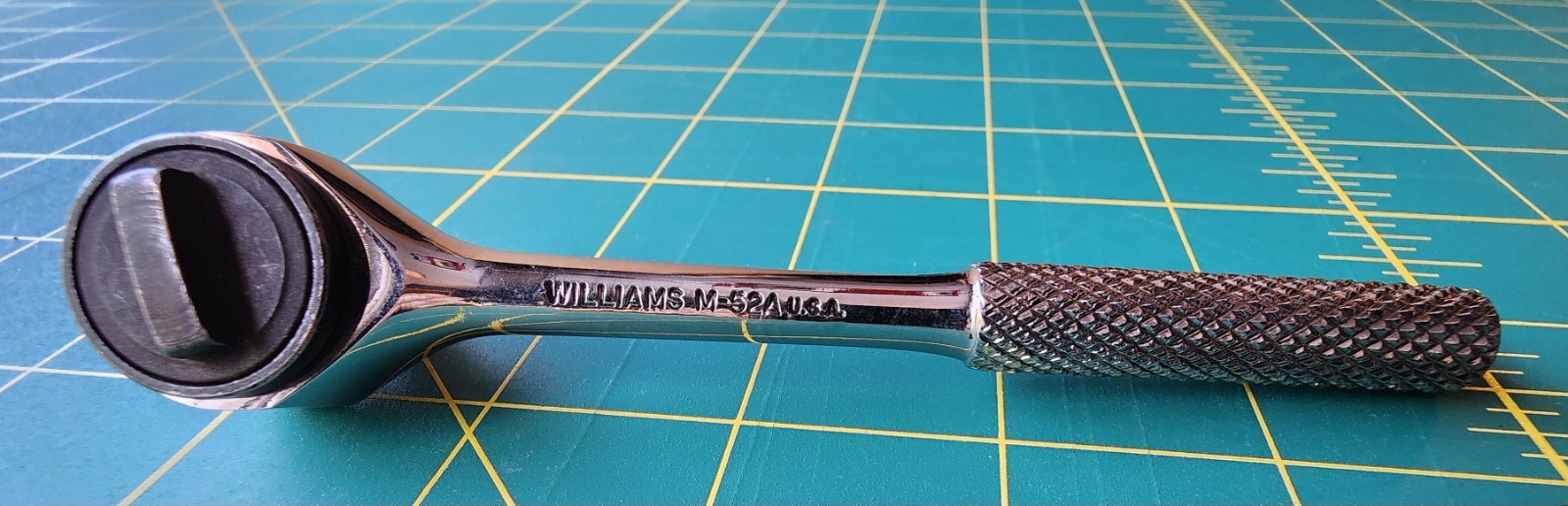 WILLIAMS USA #M-52A 1/4″ DRIVE ROUND HEAD CHROME KNURLED HANDLE RATCHET