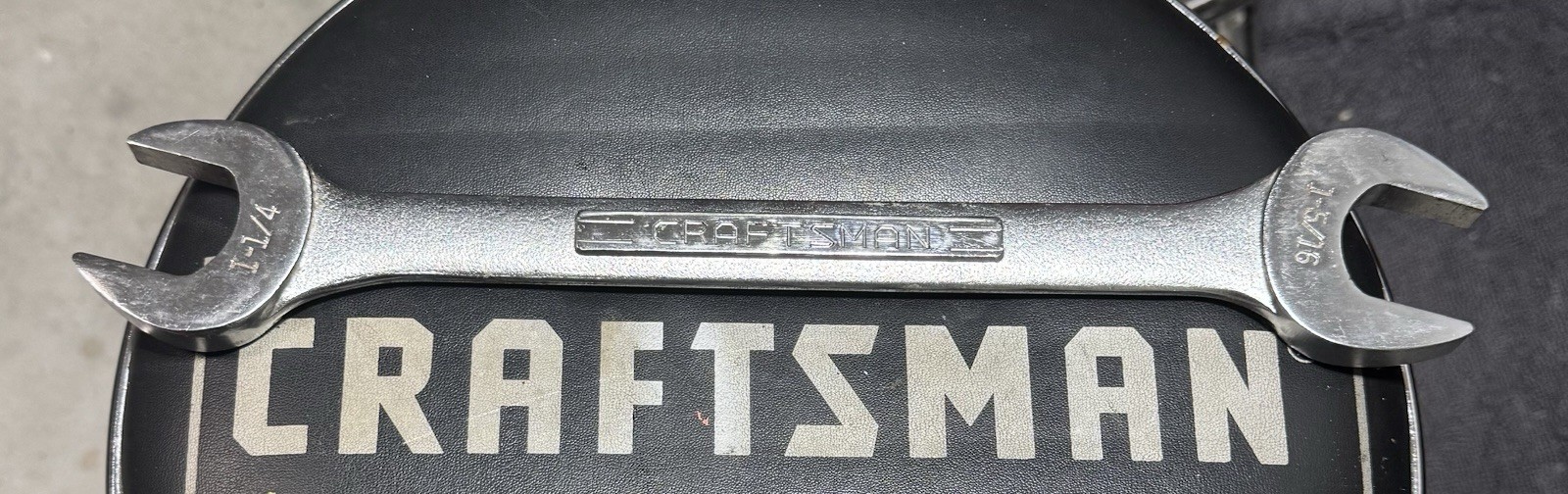 CRAFTSMAN USA -VV- 44587, 1-1/4″ x 1-5/16″ SAE, OPEN END COMBINATION WRENCH