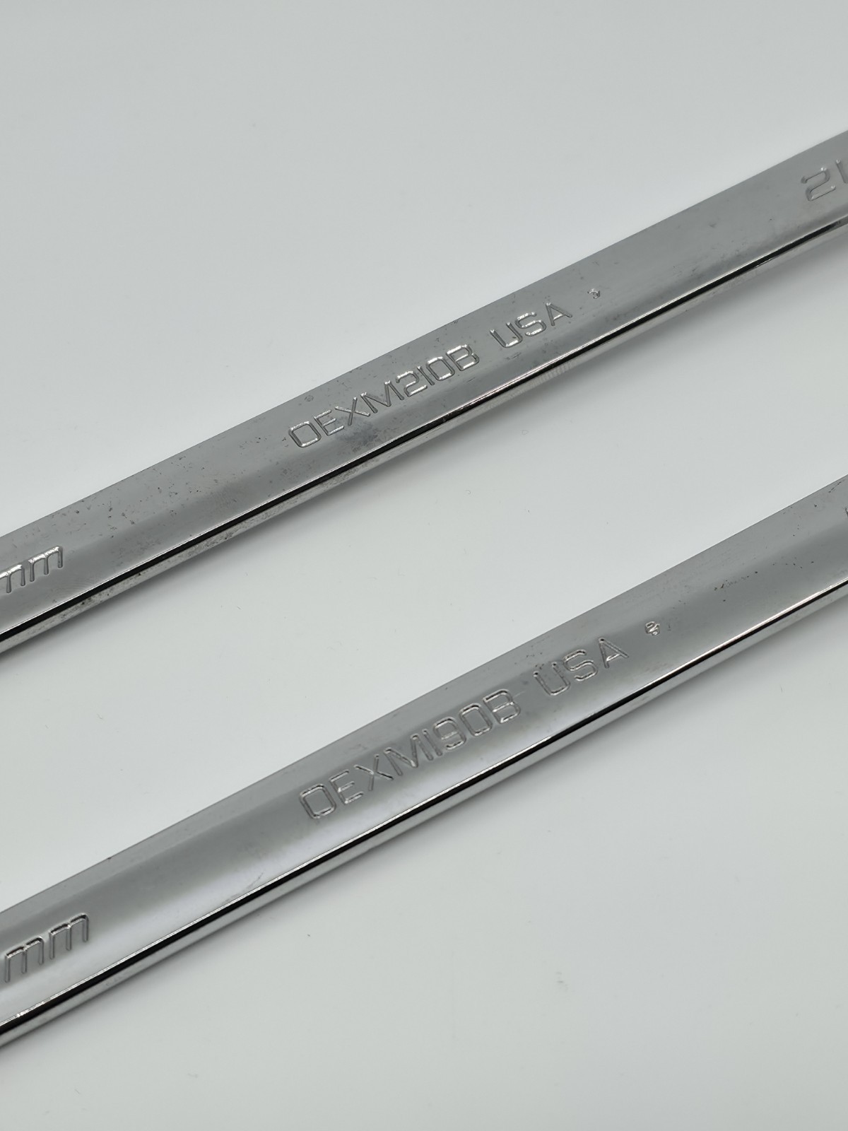 Snap-on 2 Pc Metric Combination Wrench Set 19mm 21mm OEXM190B OEXM210B USA