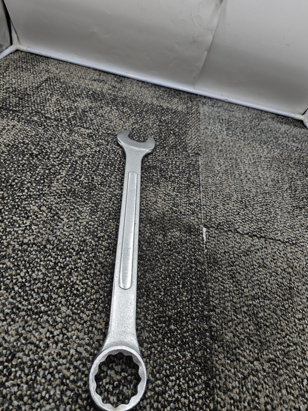 Pittsburgh 1-1/2 Inch Jumbo Combination Wrench Raised Panel Steel Tool 18 Inch