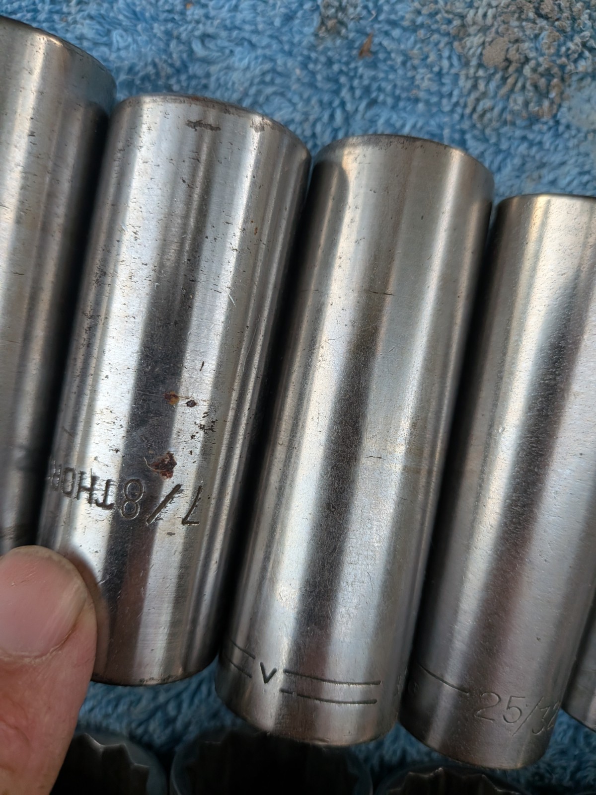 Craftsman 1/2″ drive SAE 27 pc Socket Set Deep & Shallow Sockets & Ratchet 12pt