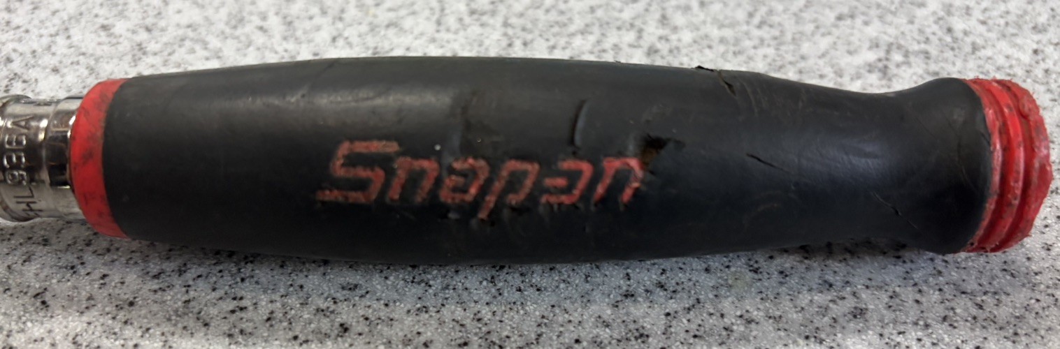 SNAP ON 3FHL936A 3/8″ DRIVE 12″ LONG SOFT GRIP RATCHET USA red and black