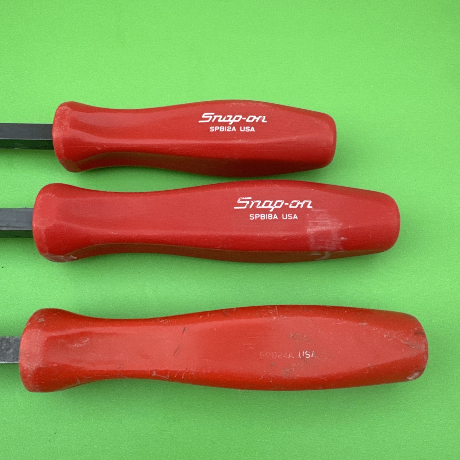 Snap-On USA RARE 3 Piece 12″, 18″, 24″ RED Hard Handle NON STRIKING Pry Bar Set