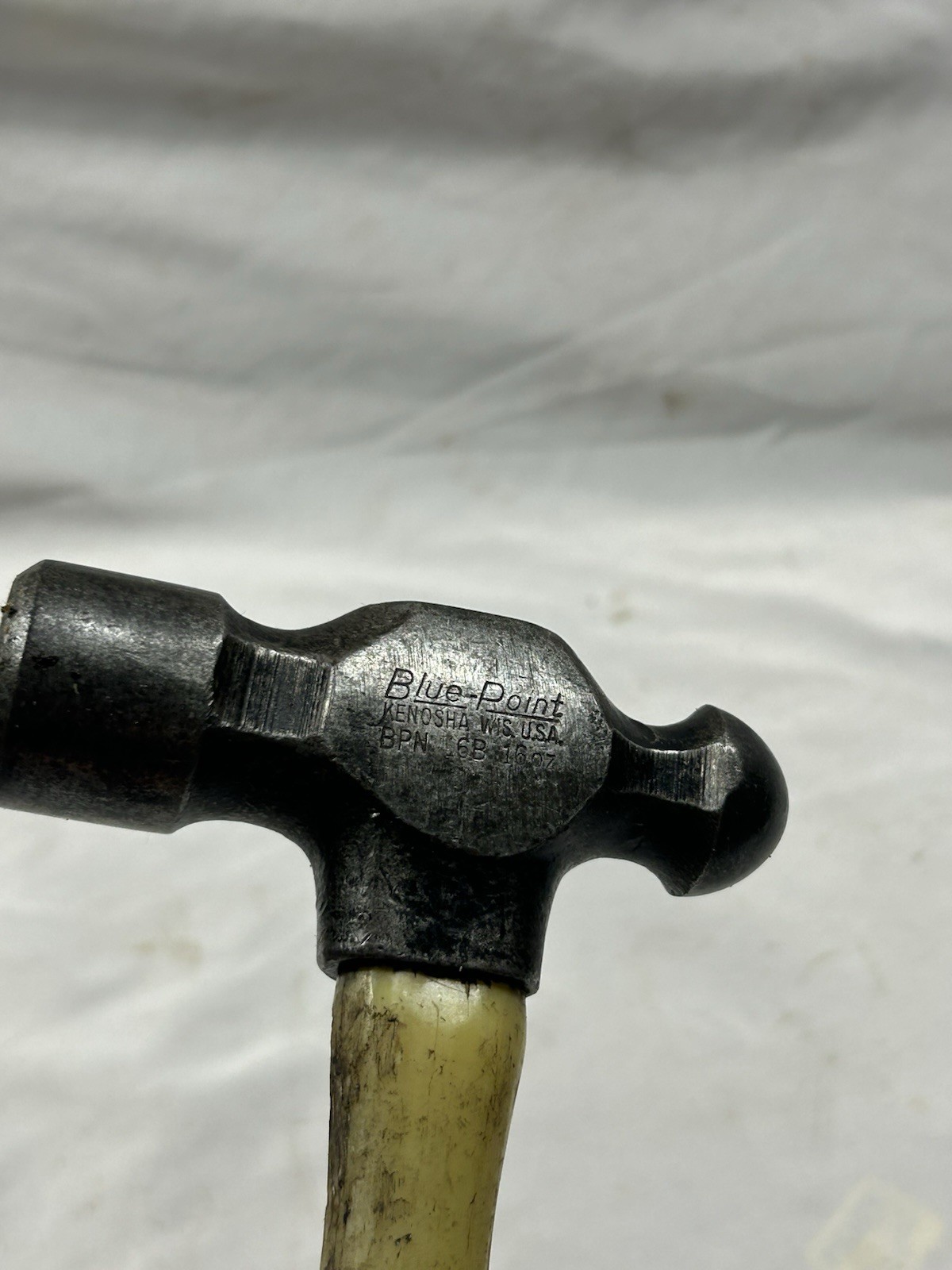 Blue-Point Tools Fiberglass Ball Peen Hammer BPN16B. USA