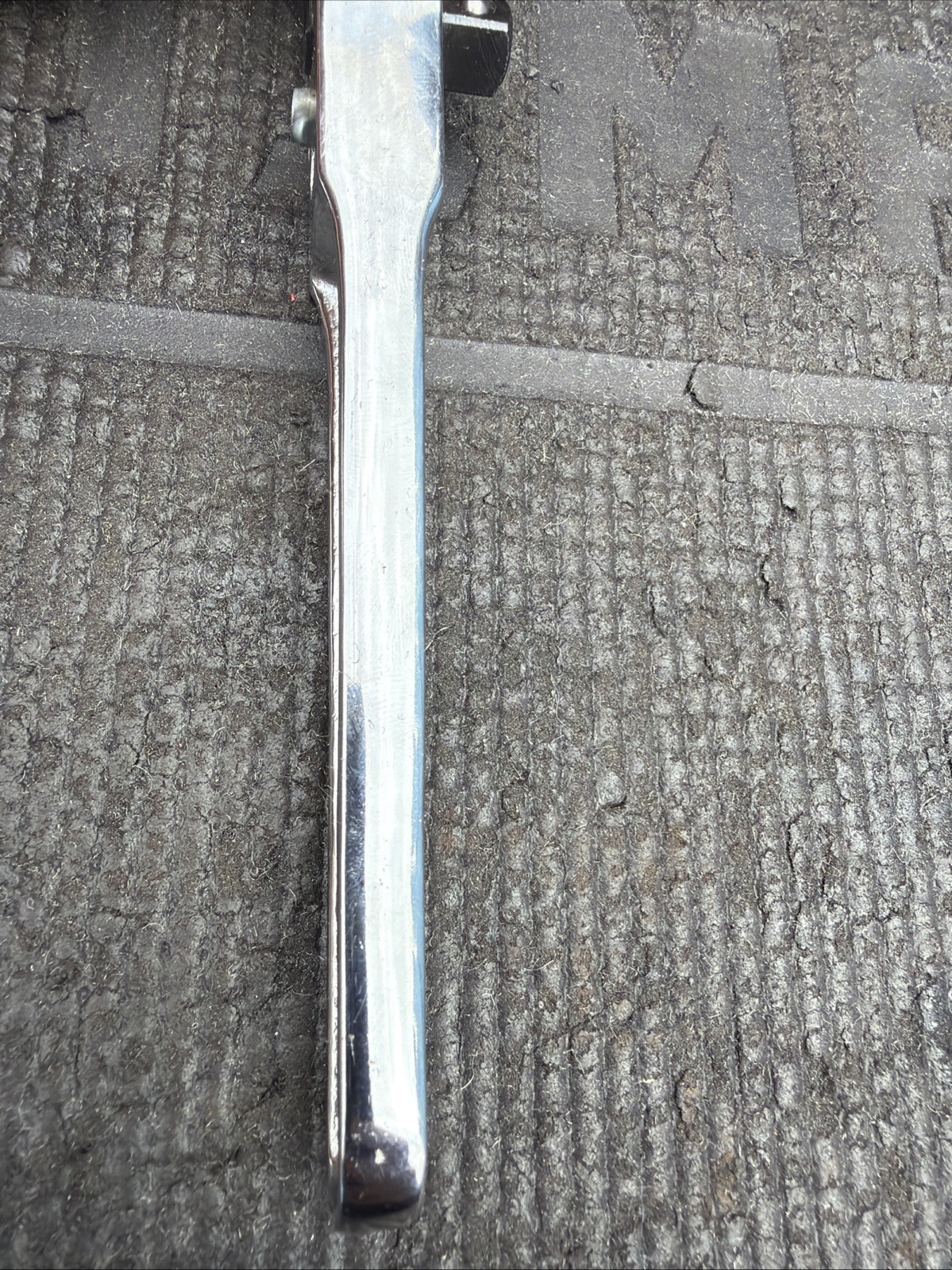 Snap-On Tools USA FN720A Polish Chrome Ratchet 3/8″ Drive – Short Handle 6″ Long