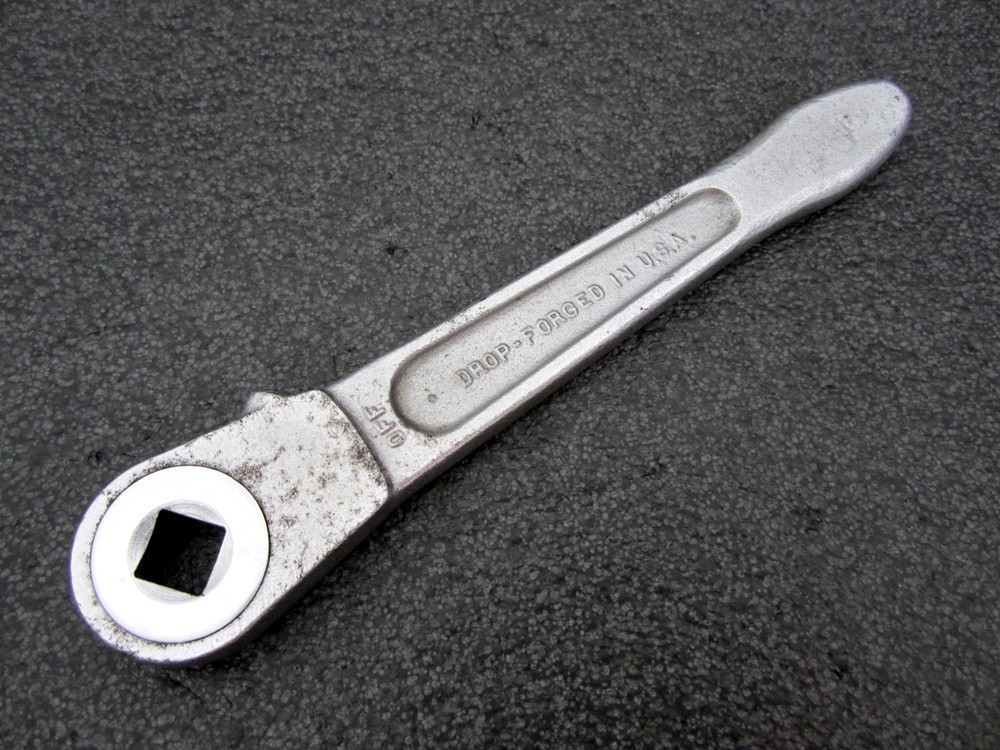 Vintage J.H. Williams 3/8″ Female Drive Ratchet B-50 USA