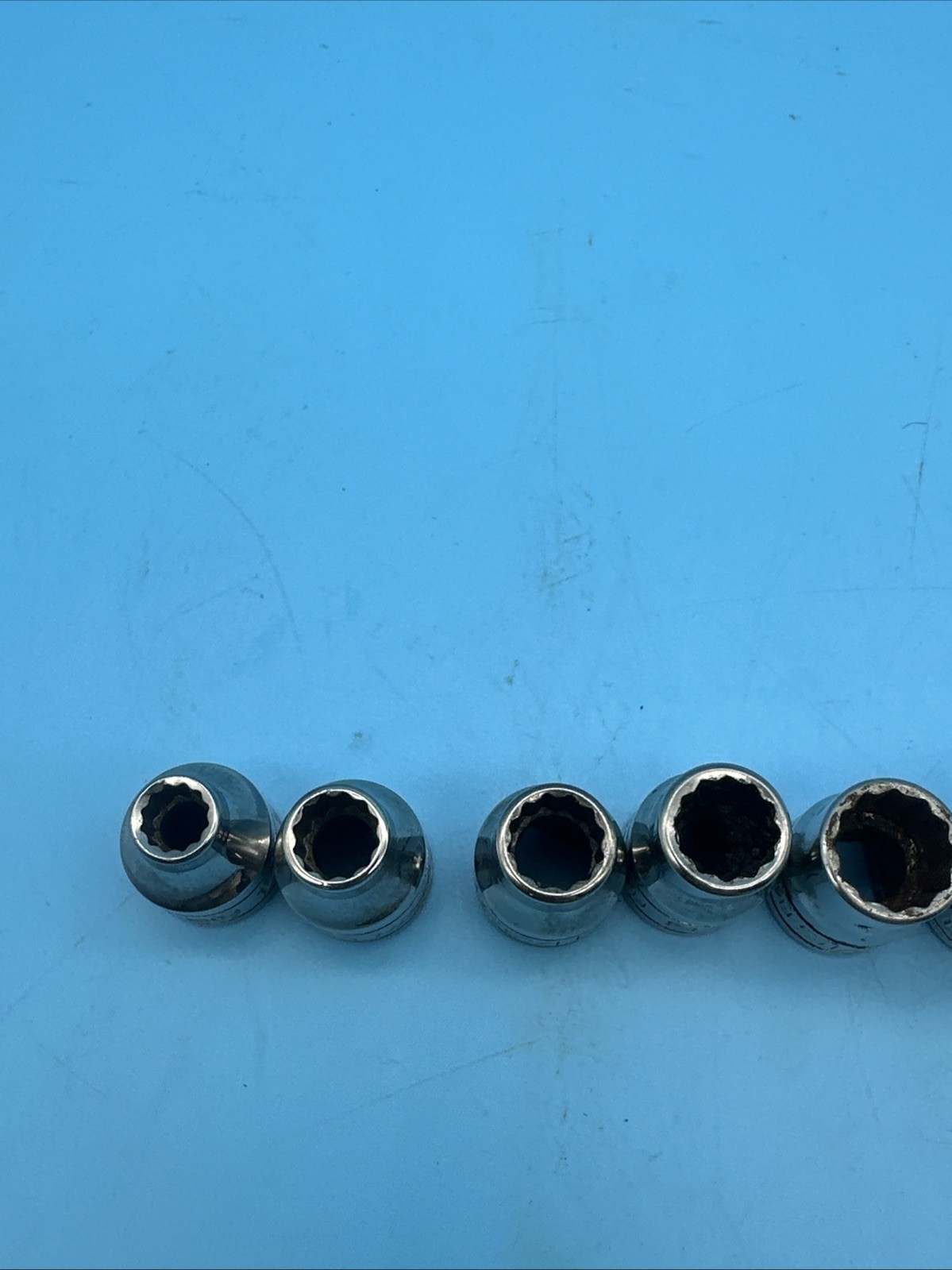 Snap-On Tools Socket Set 3/8″ Drive 1/4″ to 7/8″ 12 Point 12 Pieces