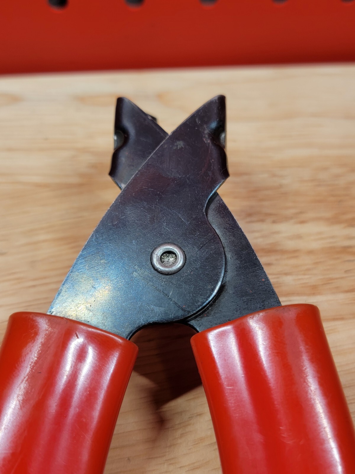 Blue-Point Tools 9055-2 Fuel Line Hose Disconnect Pliers FIH9055-2 Red