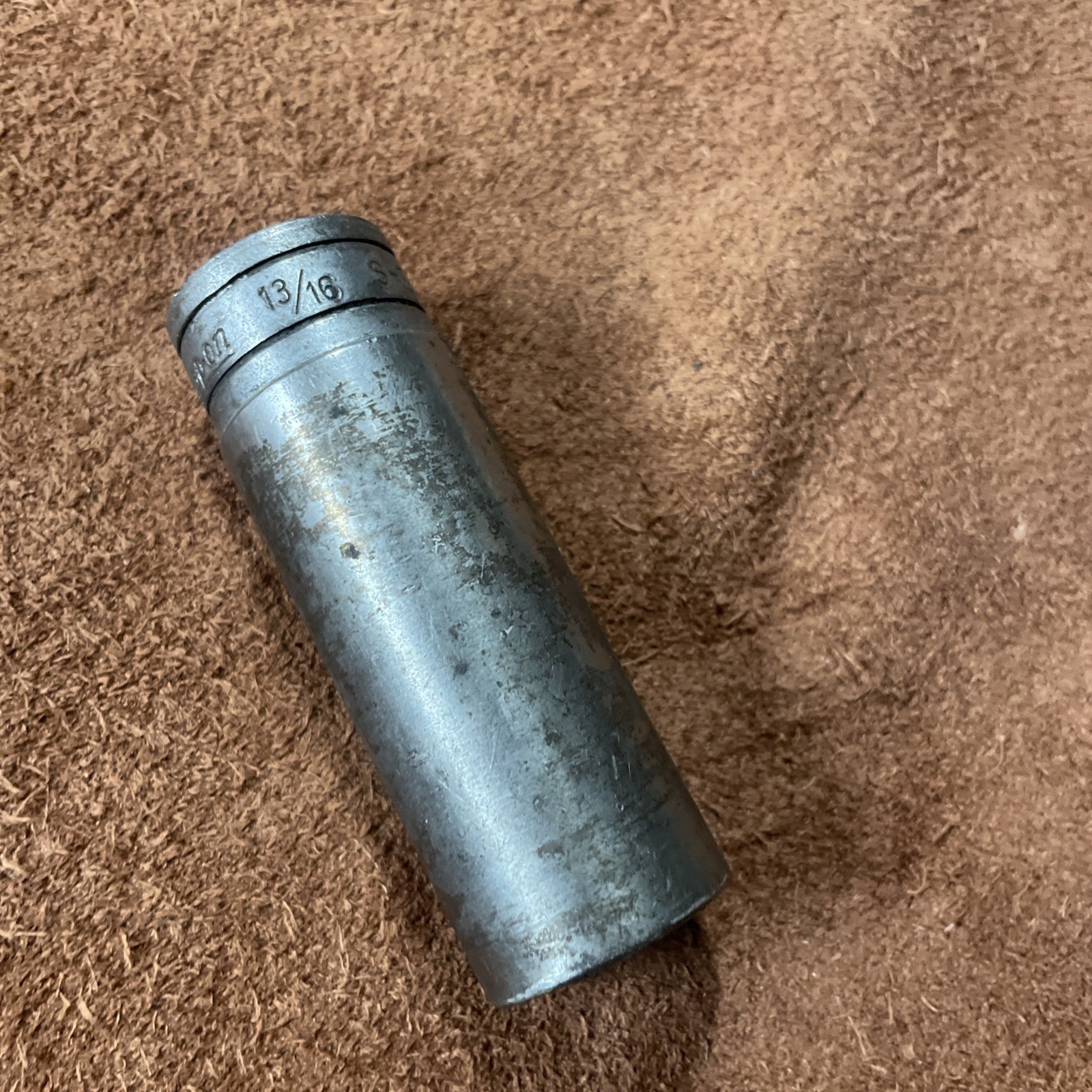 Snap-on USA S261 SAE 13/16” deep well 1/2” drive 12 point socket
