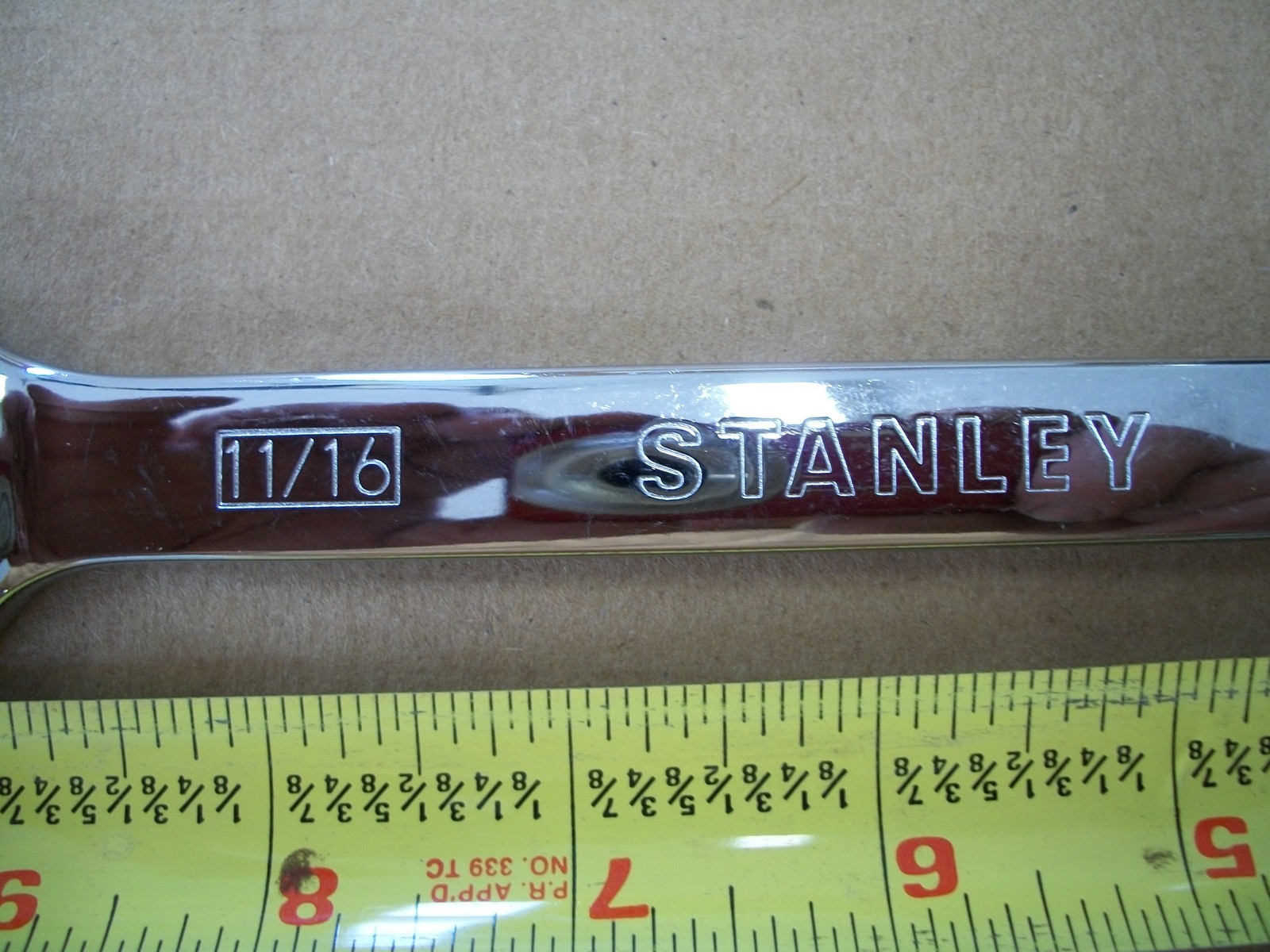 New Stanley 11/16 in Flat SAE Ratcheting Combo Box End Wrench Spanner