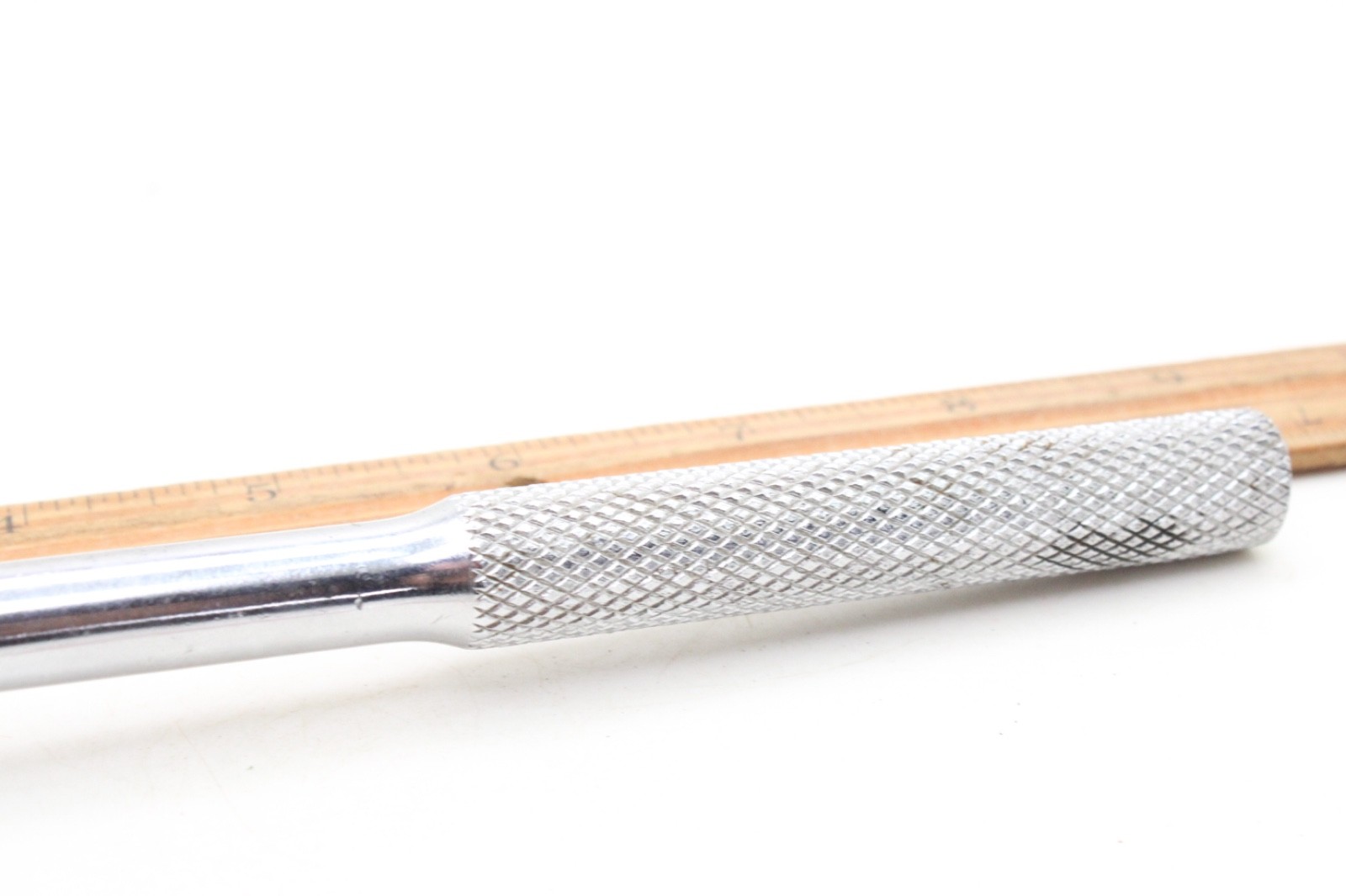 Unbranded 3/8” Drive Standard Ratchet Round Head Knurled Grip 7.75″
