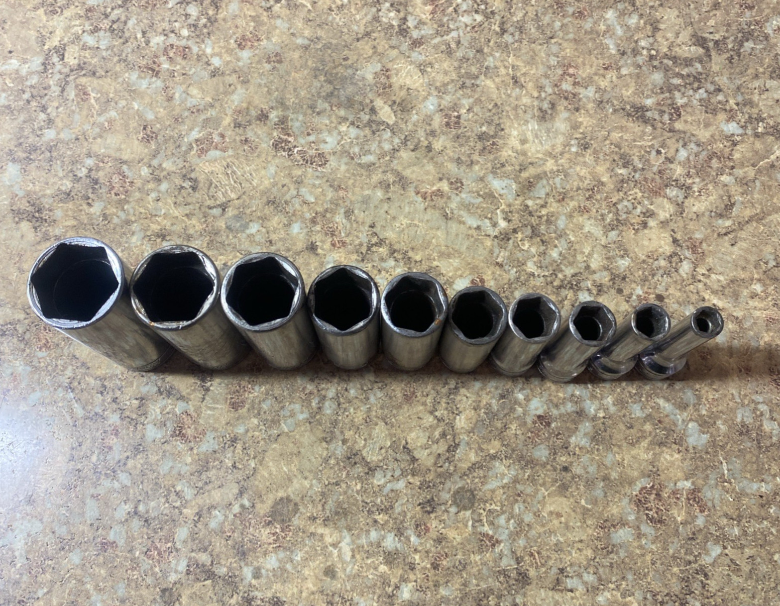 Snap On 211SFSY 10pc 3/8″ Drive 6-Point SAE Deep Socket Set Missing 7/8″ Socket