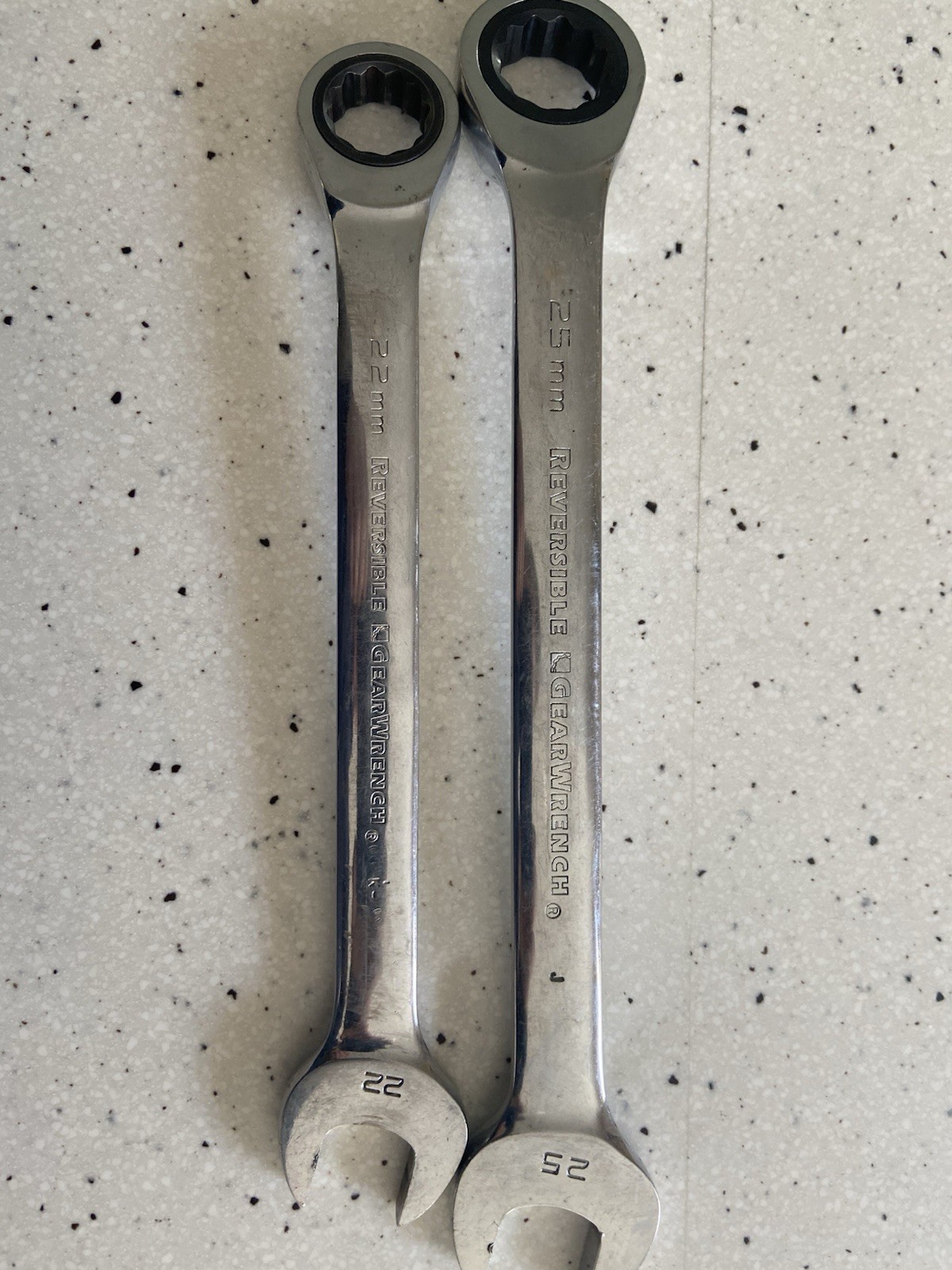 Lot Of 2 Reversible Gear Wrenches 22mm 25mm