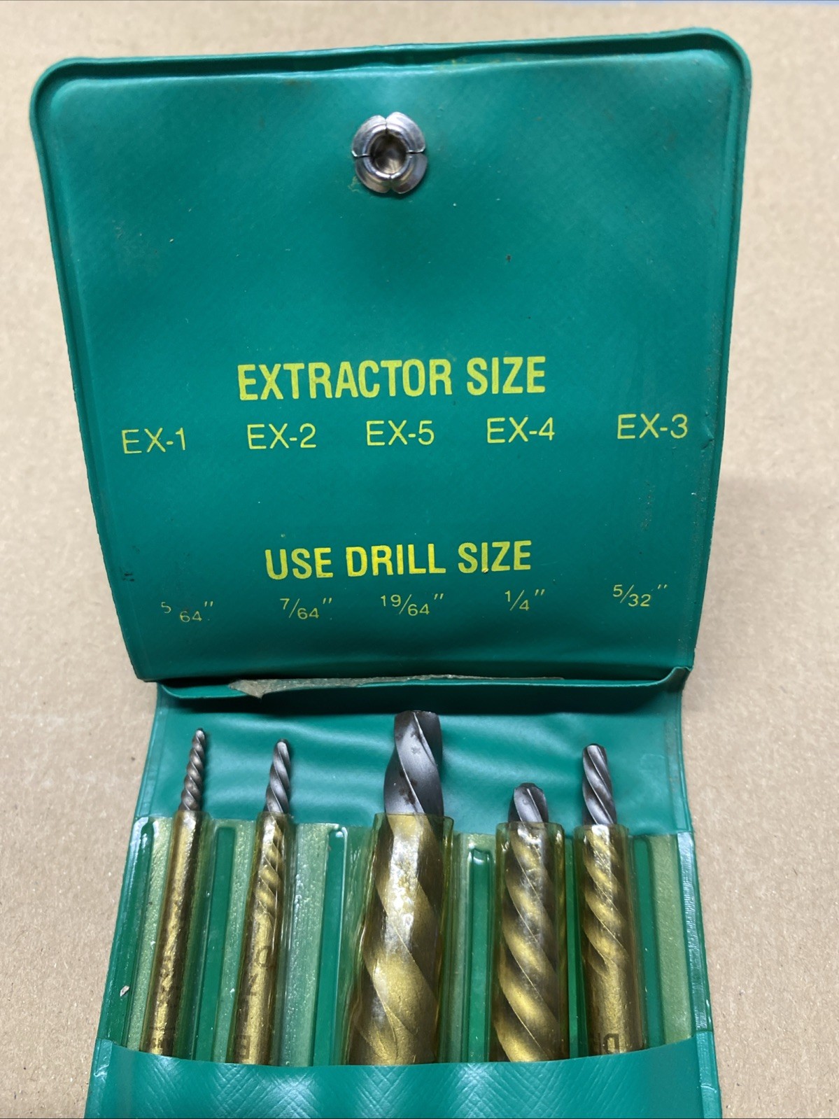 Irwin Hanson Spiral Screw Extractors 5 Piece Set #52435 with Pouch – Light Use