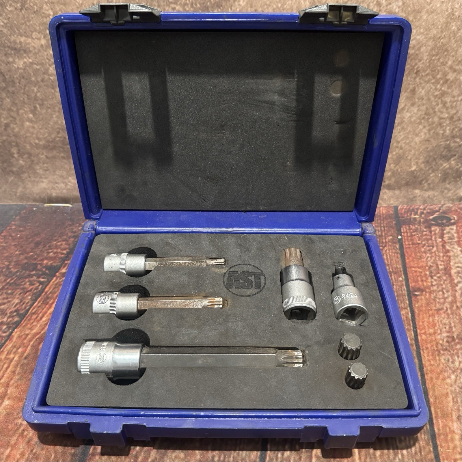 Assenmacher Specialty Tools #6300 Socket & Bit Set Spline Drive VW/AUDI/PORSCHE