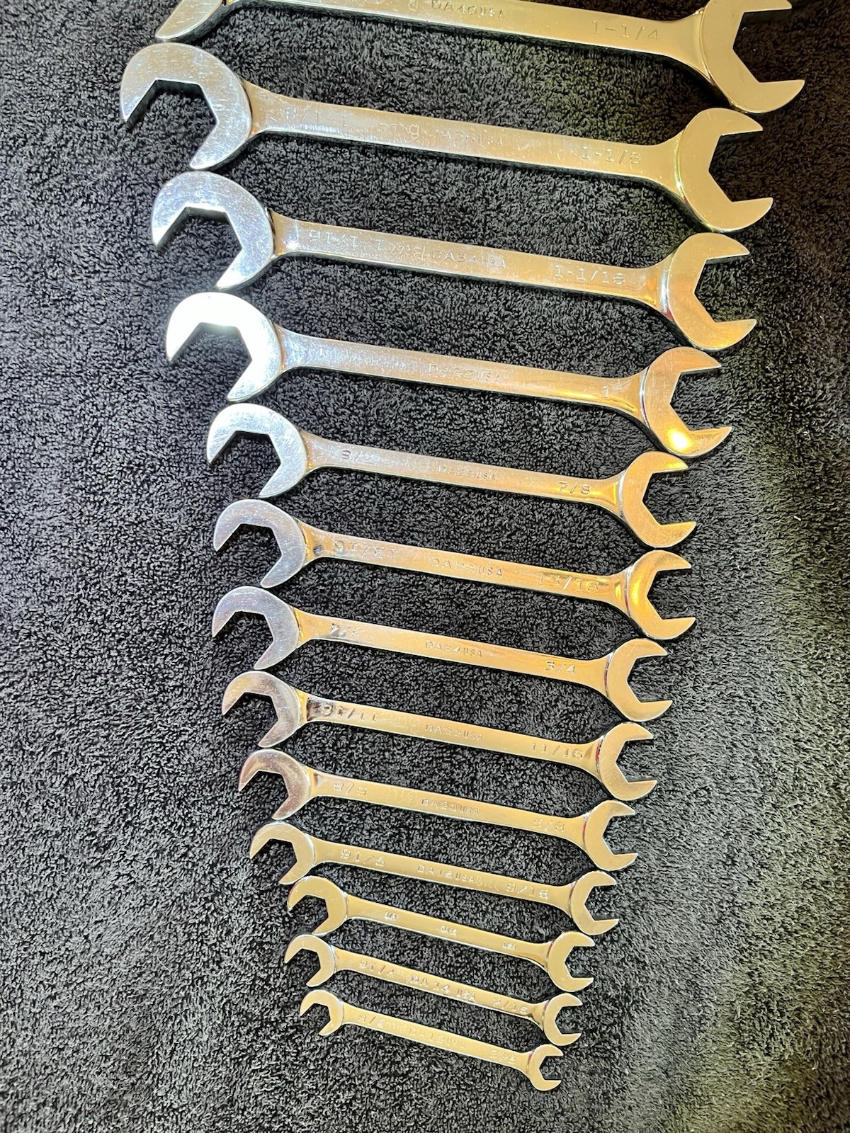 Mac Tools 17 Pc SAE 4-Way Angle Head Open End Wrench Set 3/8″ – 1-1/2″ DA Series