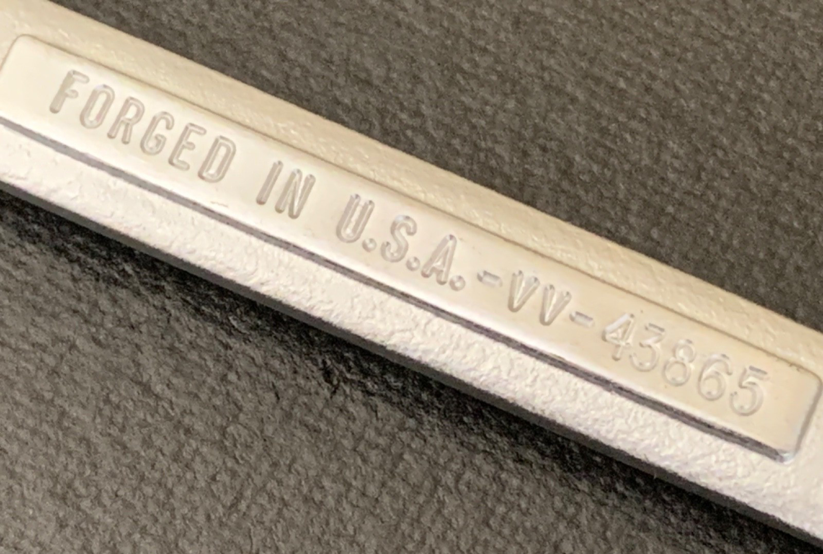 Vintage Craftsman USA -VV- 43865 5/8″ x 3/4 » Stubby Double Box End Wrench