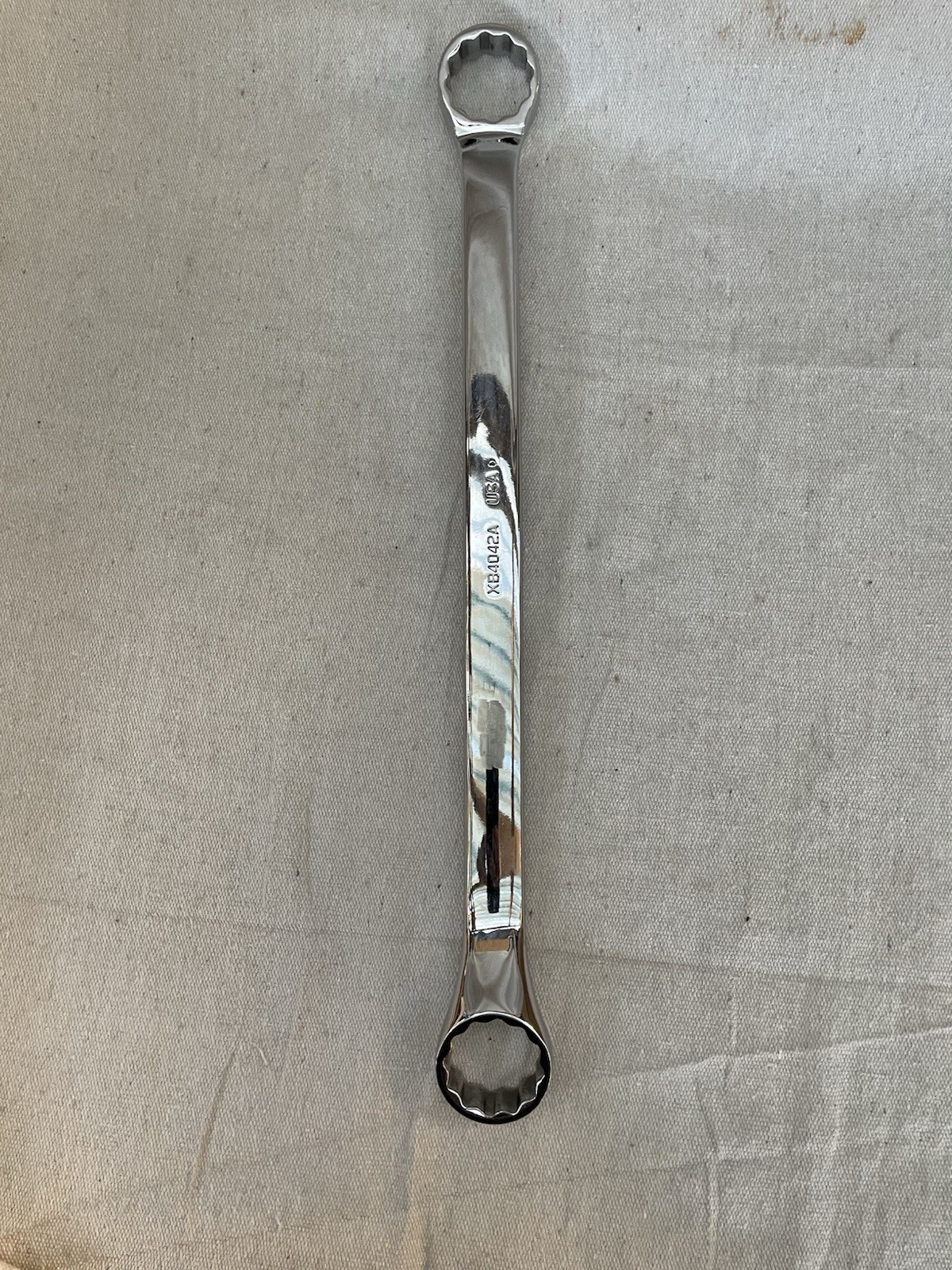 Snap On Tools XB4042A 1-1/4″ x 1-5/16″ SAE 12 Point Offset Box End Wrench USA