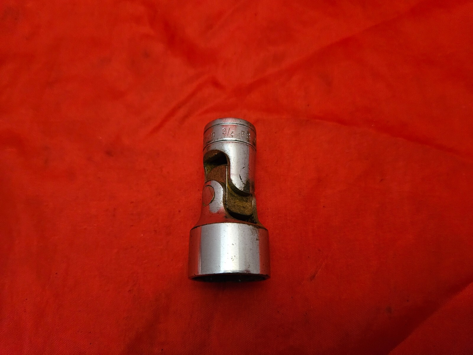 Snap-on FS24 3/8″ Drive 3/4″ 6 Point Shallow Universal Swivel Socket USA D13